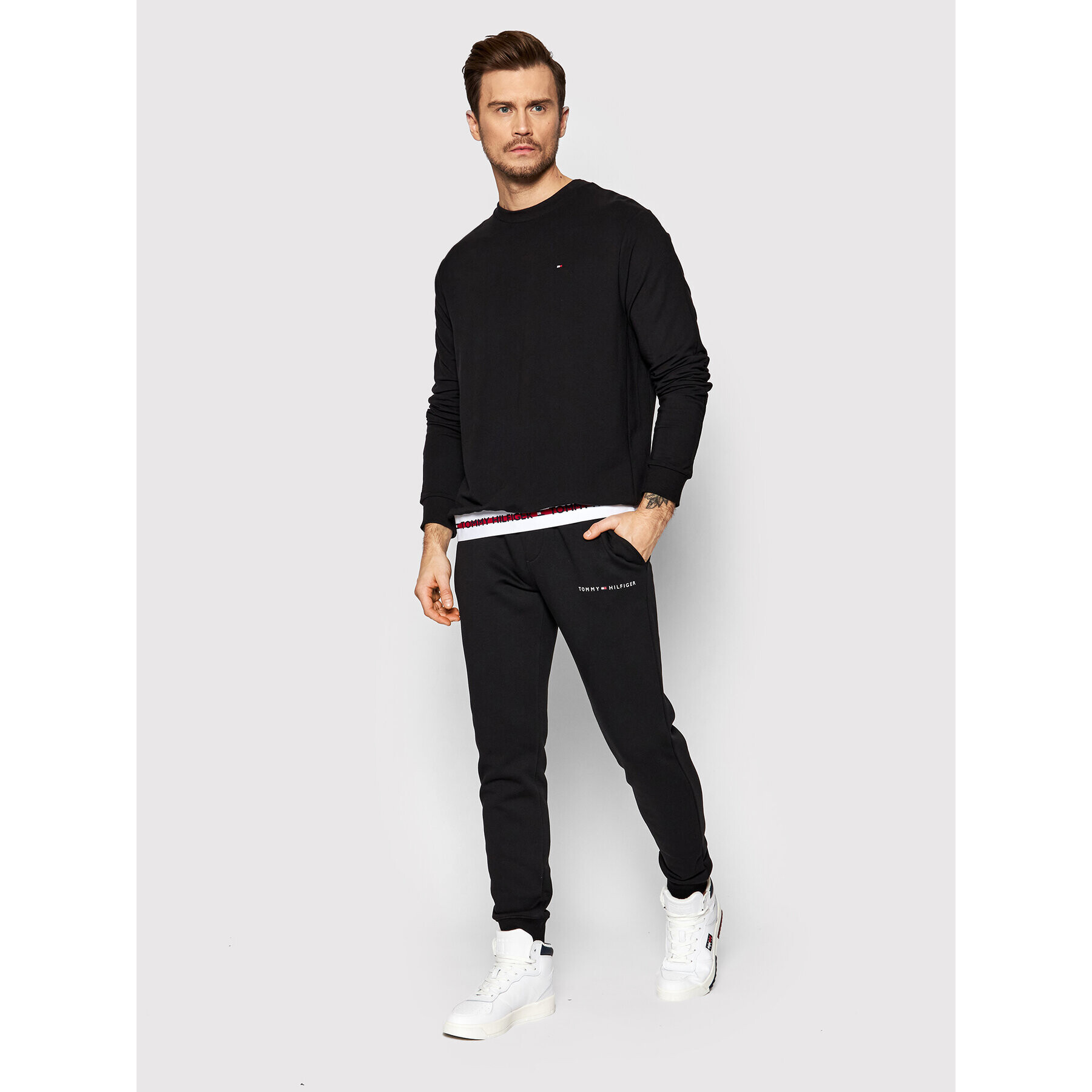 Tommy Hilfiger Mikina Track Top UM0UM01928 Černá Regular Fit - Pepit.cz