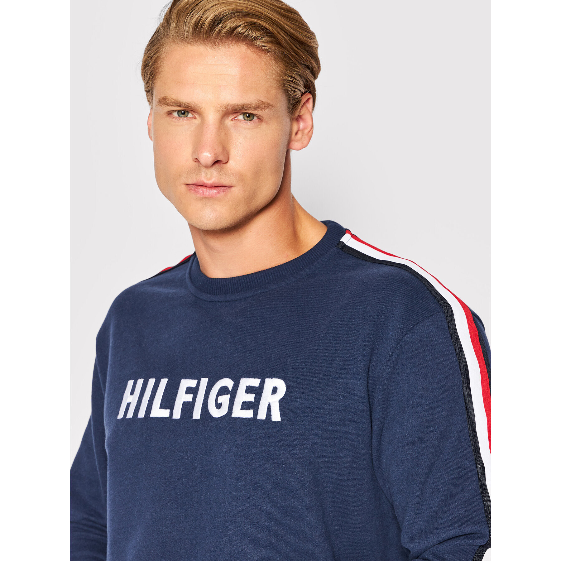 Tommy Hilfiger Mikina UM0UM02442 Tmavomodrá Regular Fit - Pepit.cz