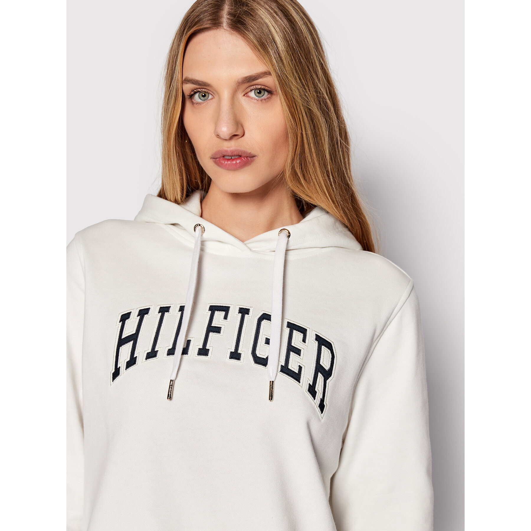 Tommy Hilfiger Mikina Varsity WW0WW37316 Bílá Regular Fit - Pepit.cz