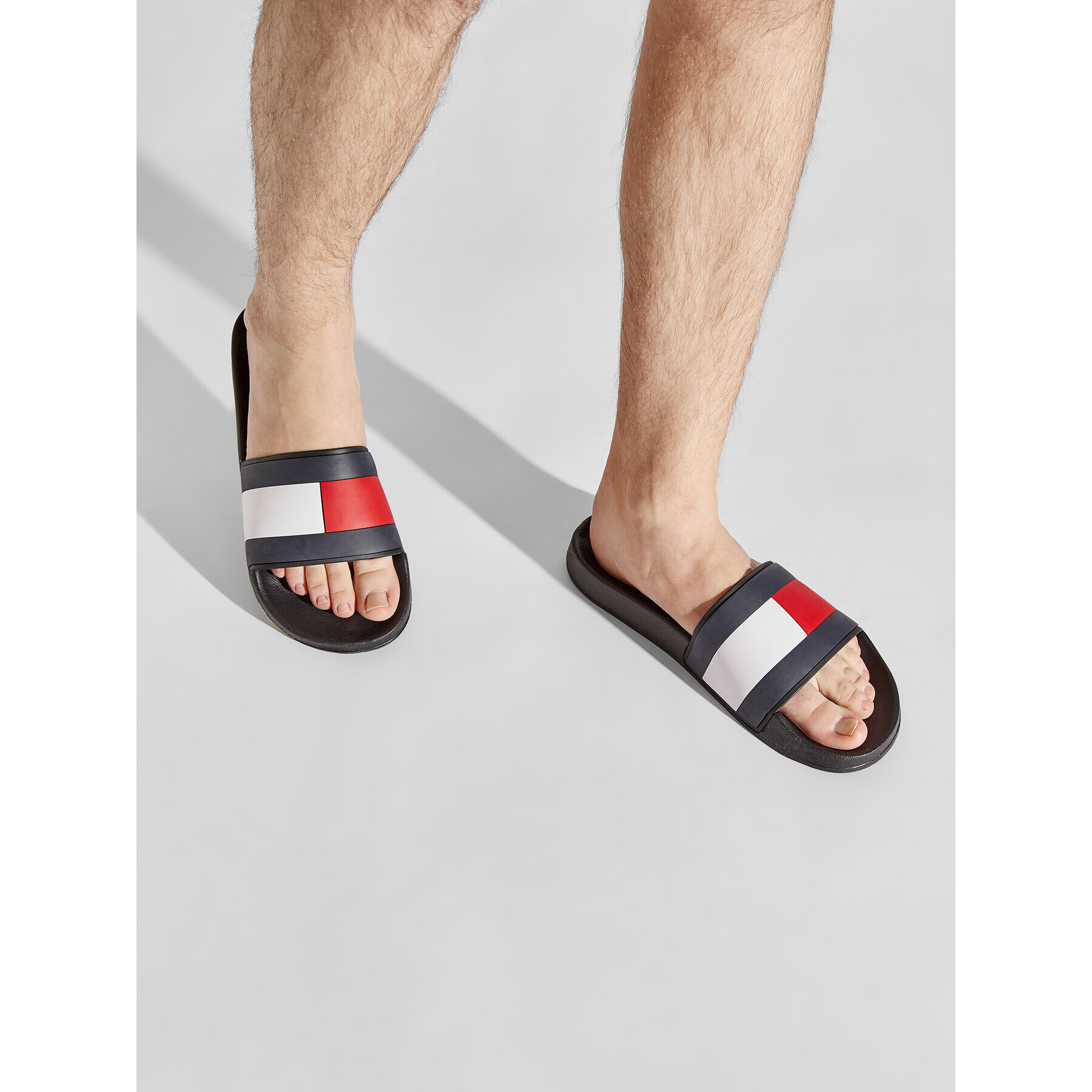 Tommy Hilfiger Nazouváky Rubber Th Flag Pool Slide FM0FM04263 Černá - Pepit.cz