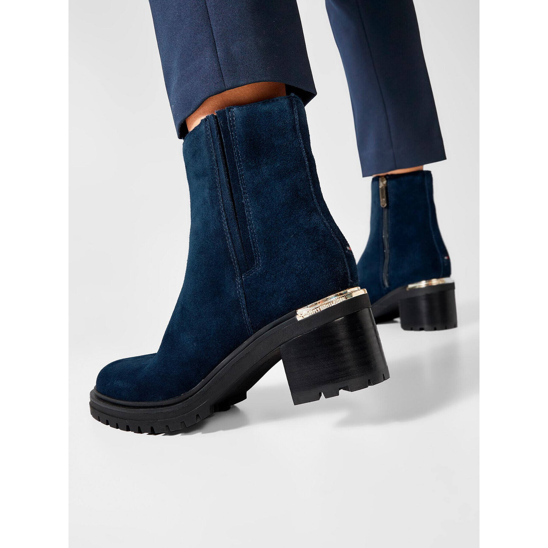 Tommy Hilfiger Polokozačky Th Outdoor Mid Heel Boot FW0FW05940 Tmavomodrá - Pepit.cz