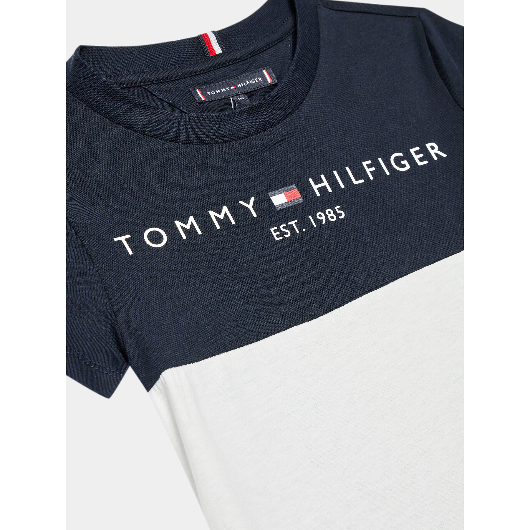 Tommy Hilfiger Sada tričko a sportovní šortky Essential KB0KB08359 D Tmavomodrá Regular Fit - Pepit.cz