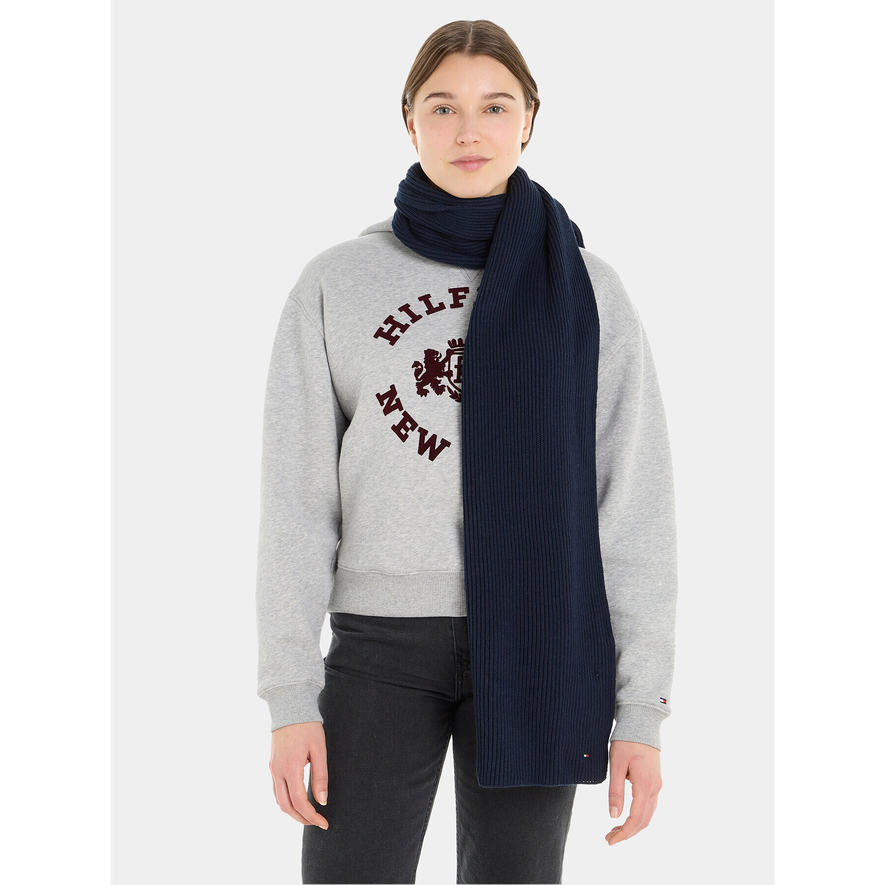 Tommy Hilfiger Šál Essential Flag Scarf AW0AW15348 Tmavomodrá - Pepit.cz