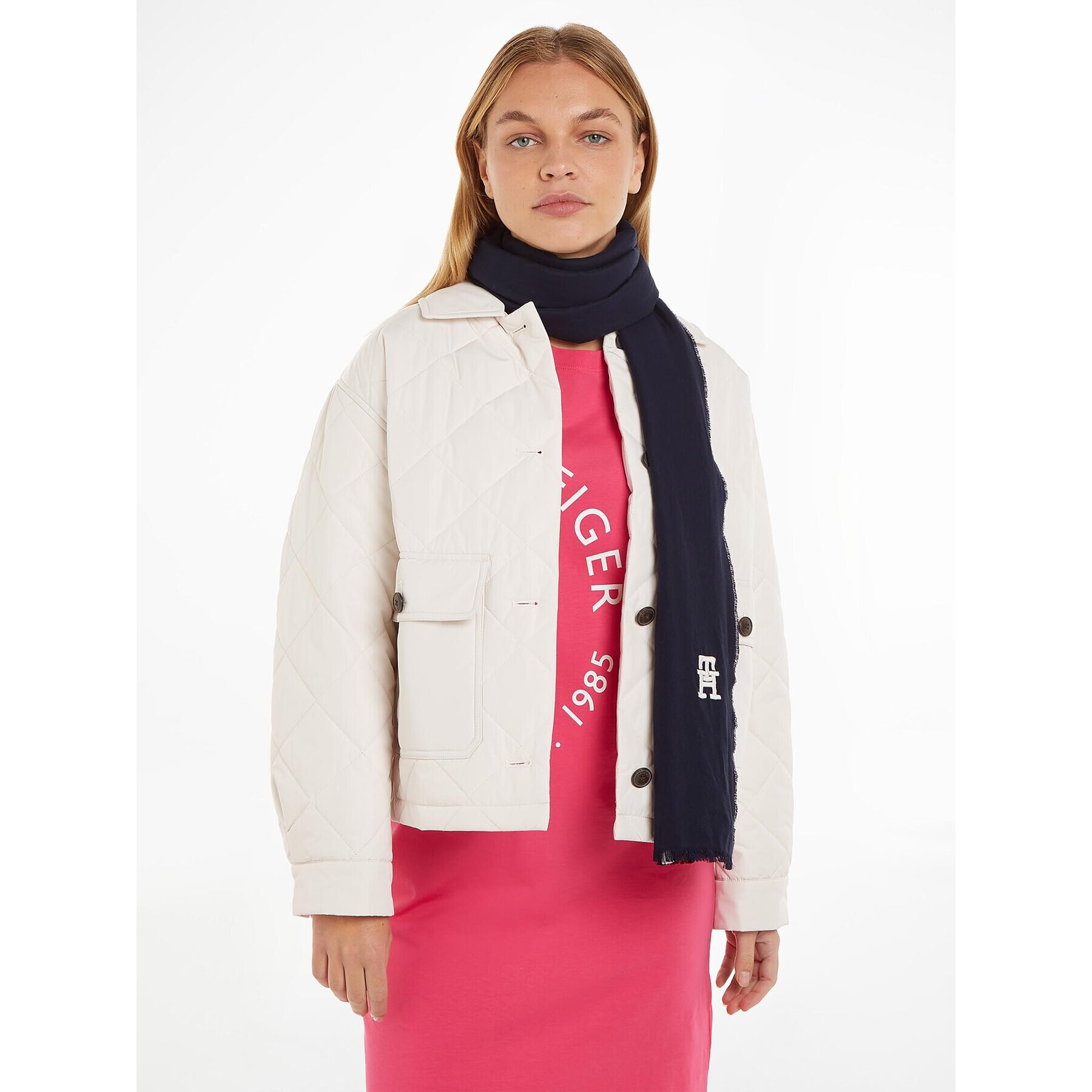 Tommy Hilfiger Šál Th Femmine Scarf AW0AW14927 Tmavomodrá - Pepit.cz