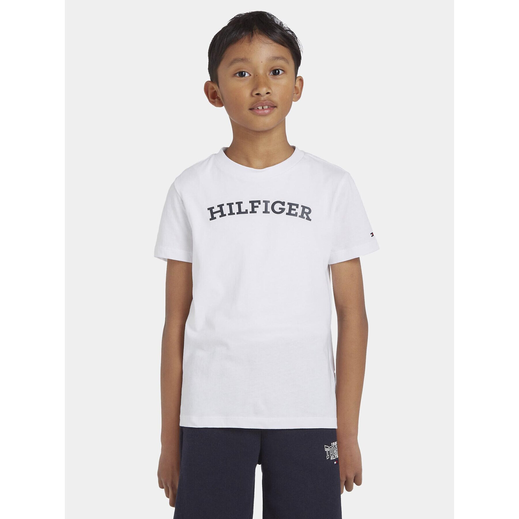 Tommy Hilfiger T-Shirt Arched KB0KB08333 M Bílá Regular Fit - Pepit.cz