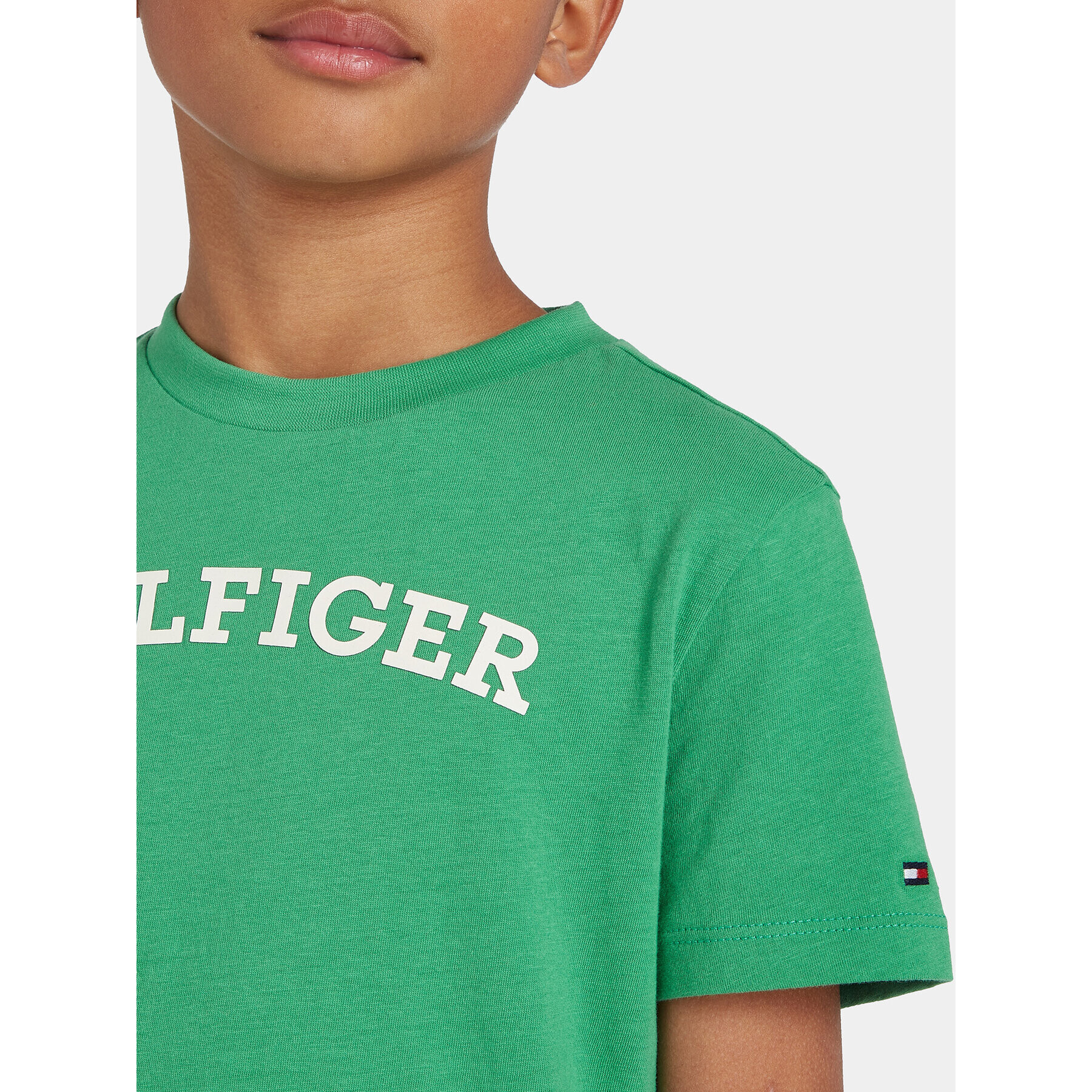 Tommy Hilfiger T-Shirt Arched KB0KB08333 M Zelená Regular Fit - Pepit.cz