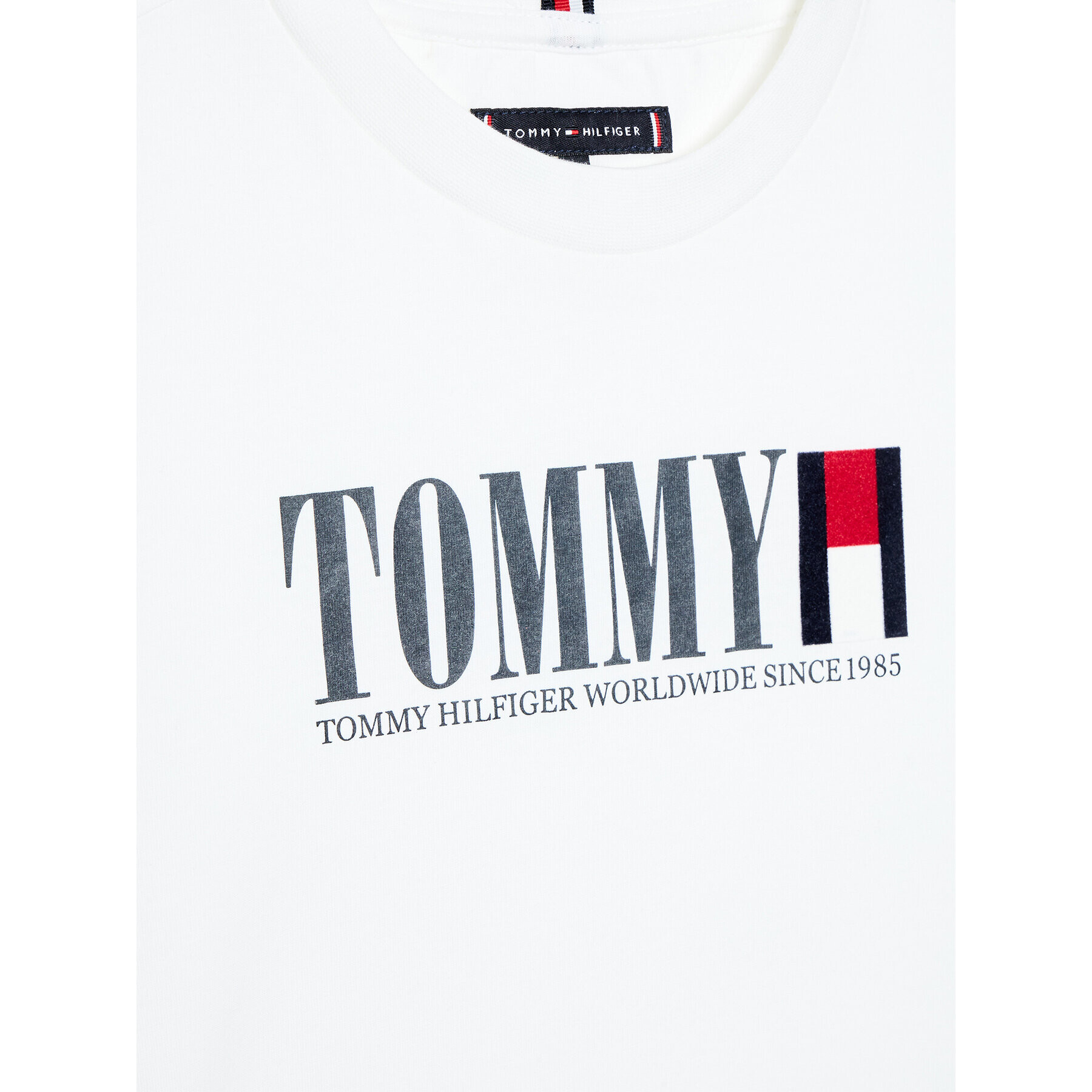 Tommy Hilfiger T-Shirt Graphic Tee KB0KB07788 D Bílá Regular Fit - Pepit.cz