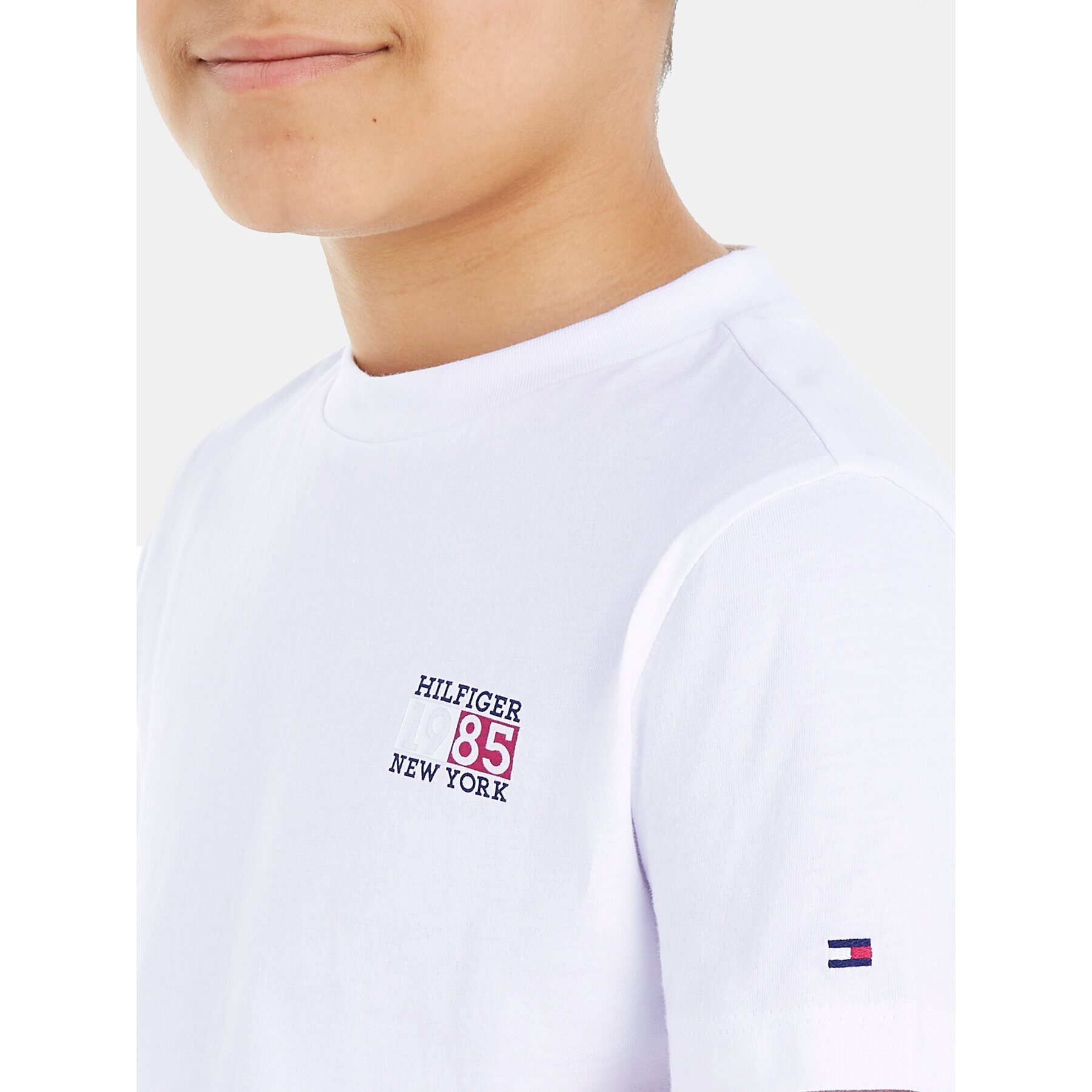 Tommy Hilfiger T-Shirt KB0KB08626 M Bílá Regular Fit - Pepit.cz