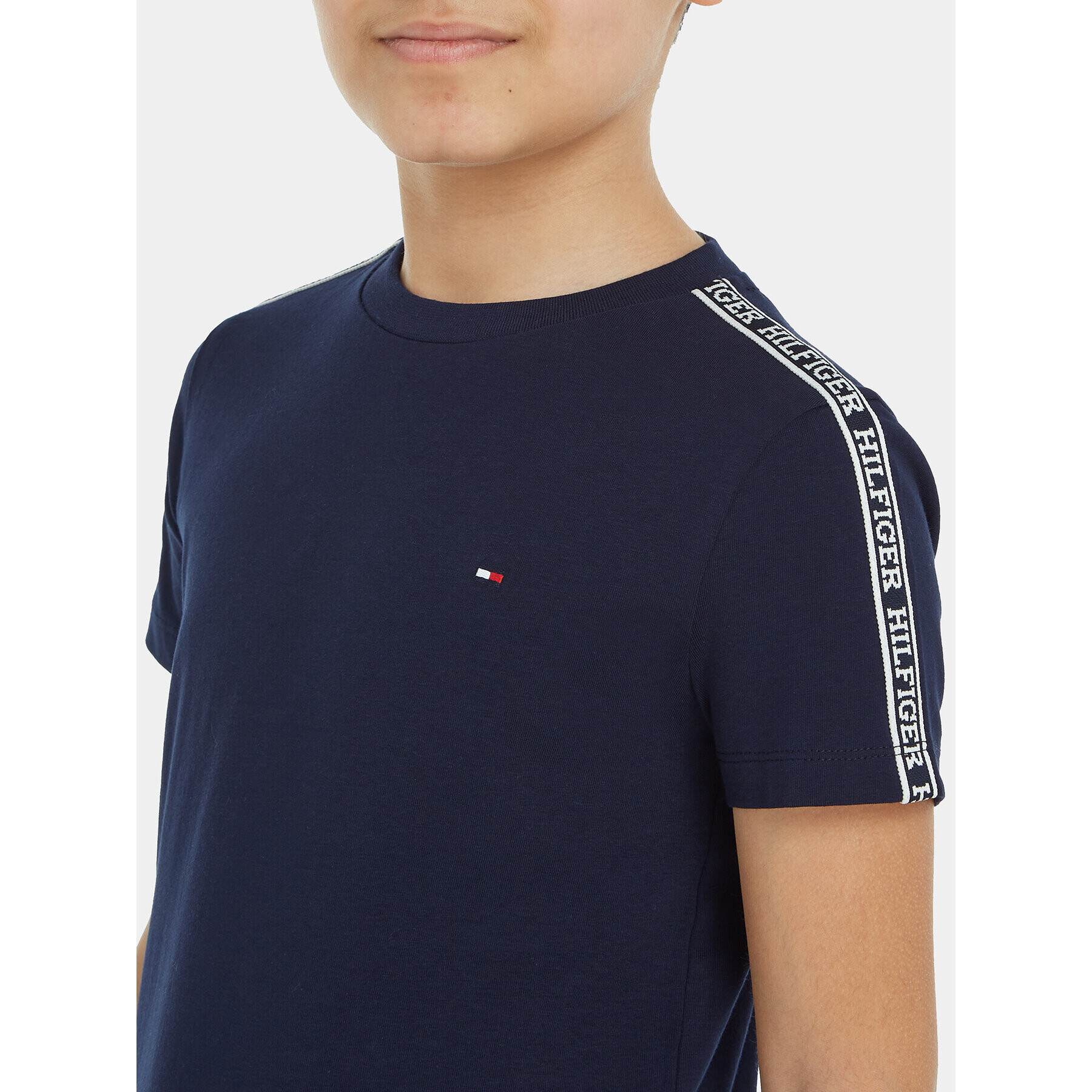 Tommy Hilfiger T-Shirt Tape KB0KB08782 M Tmavomodrá Regular Fit - Pepit.cz