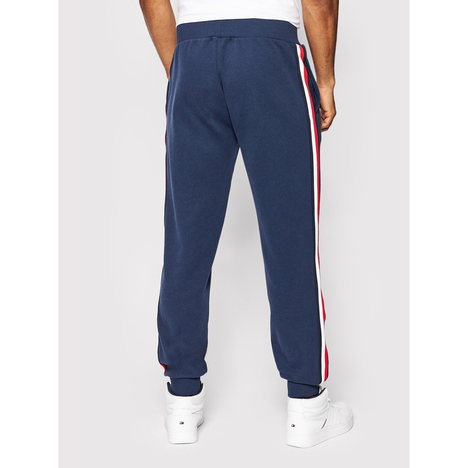 Tommy Hilfiger Teplákové kalhoty Hwk UM0UM02353 Tmavomodrá Regular Fit - Pepit.cz