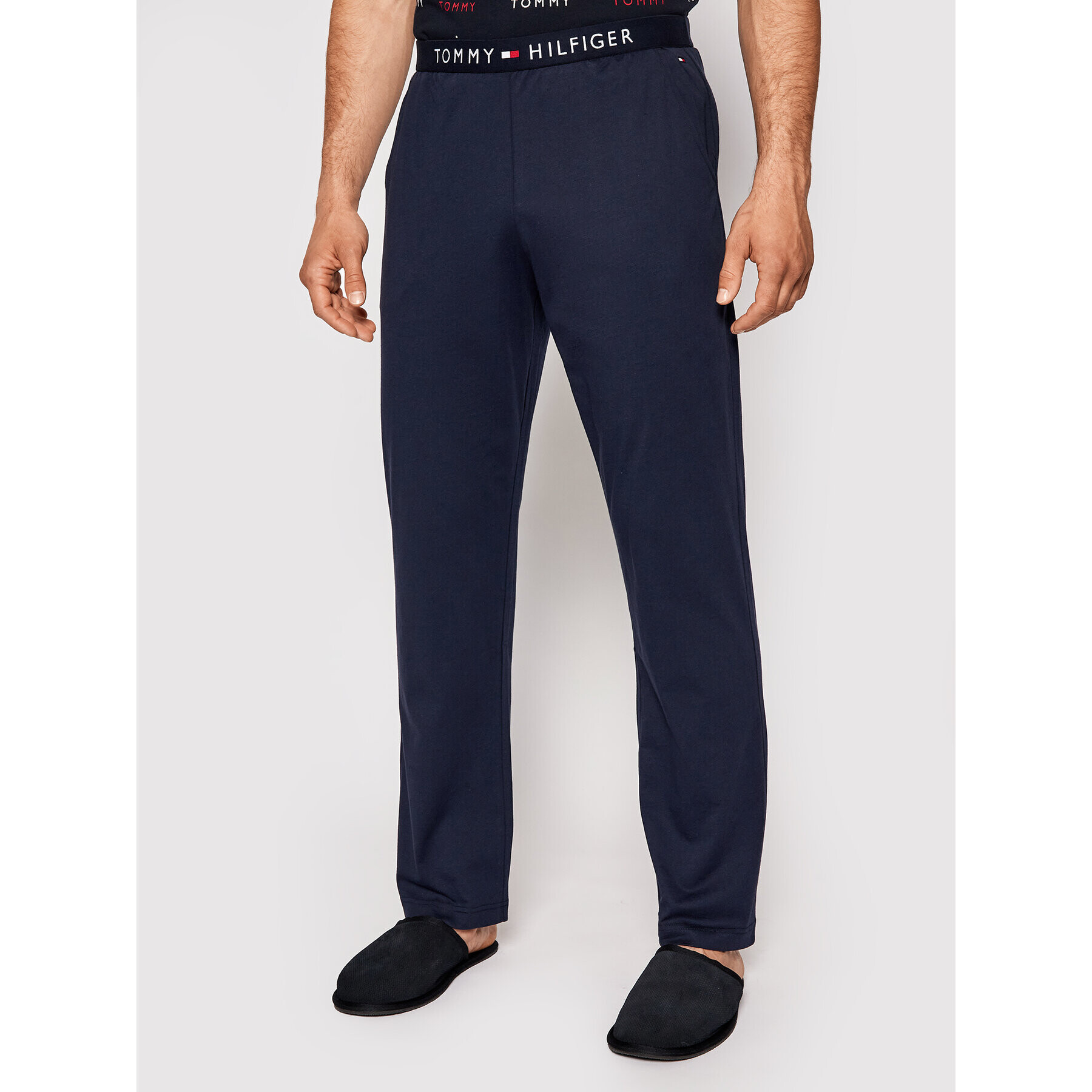 Tommy Hilfiger Teplákové kalhoty UM0UM01186 Tmavomodrá Regular Fit - Pepit.cz