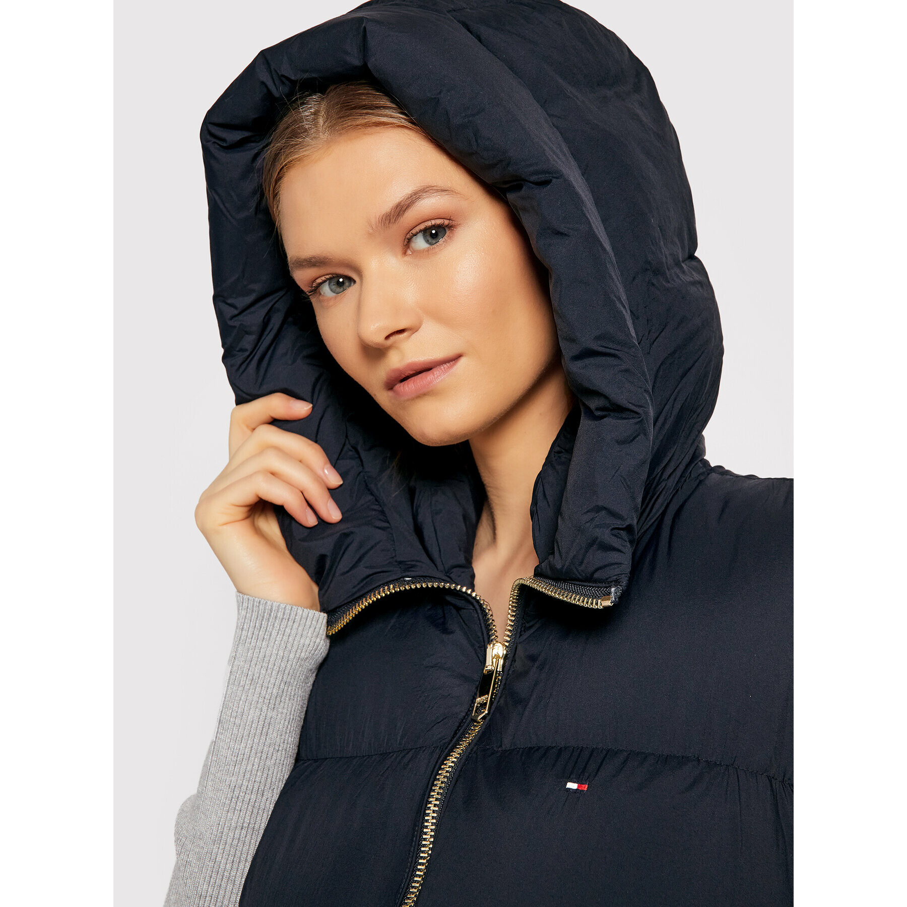 Tommy Hilfiger Vesta Puffer WW0WW32182 Tmavomodrá Regular Fit - Pepit.cz