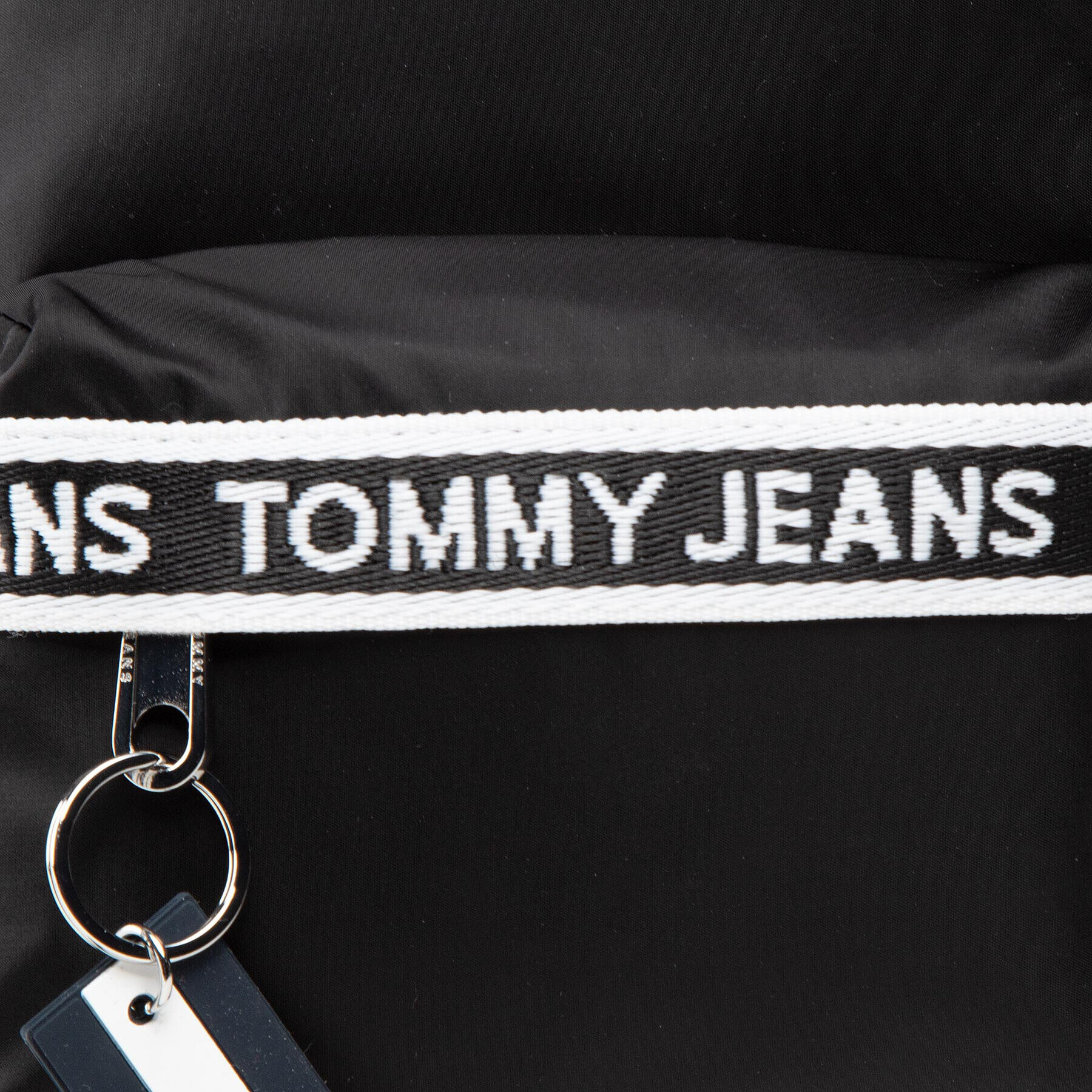 Tommy Jeans Batoh Tjw Mini Logo Tape Backpack Nyln AW0AW09734 Černá - Pepit.cz