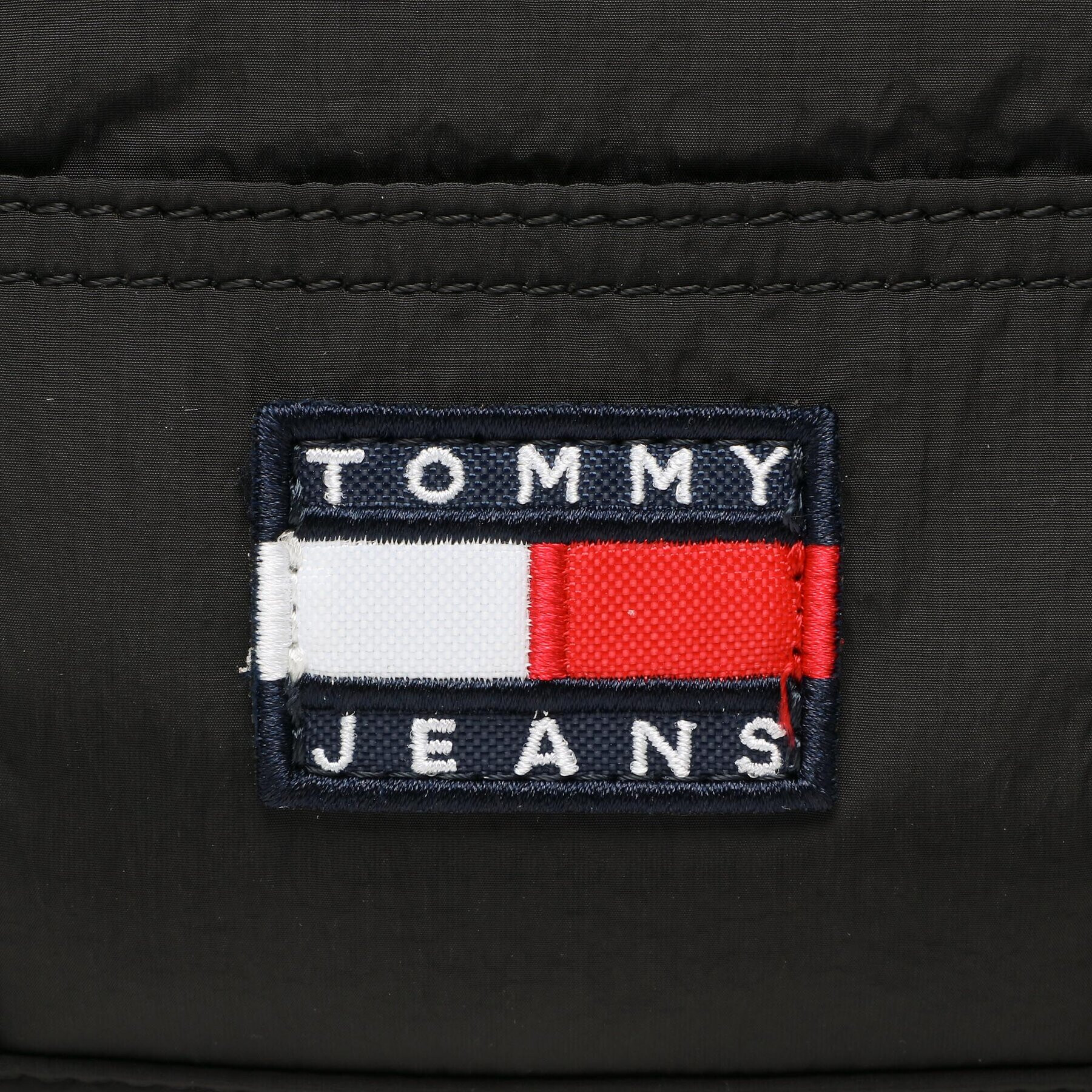 Tommy Jeans Brašna Tjm Heritage Micro Duffle 2l AM0AM10897 Černá - Pepit.cz