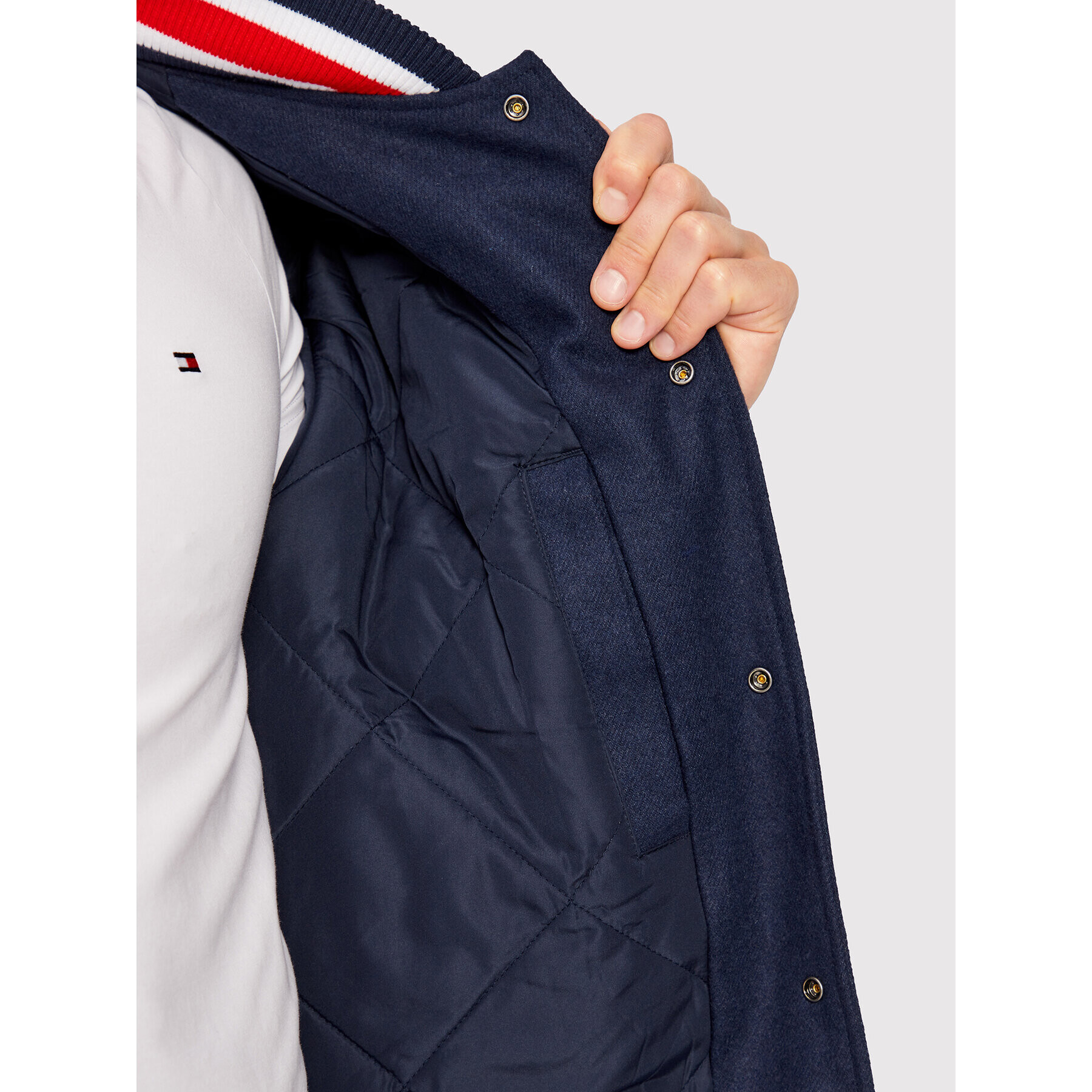 Tommy Jeans Bunda bomber Collegiate Letterman DM0DM14398 Tmavomodrá Relaxed Fit - Pepit.cz