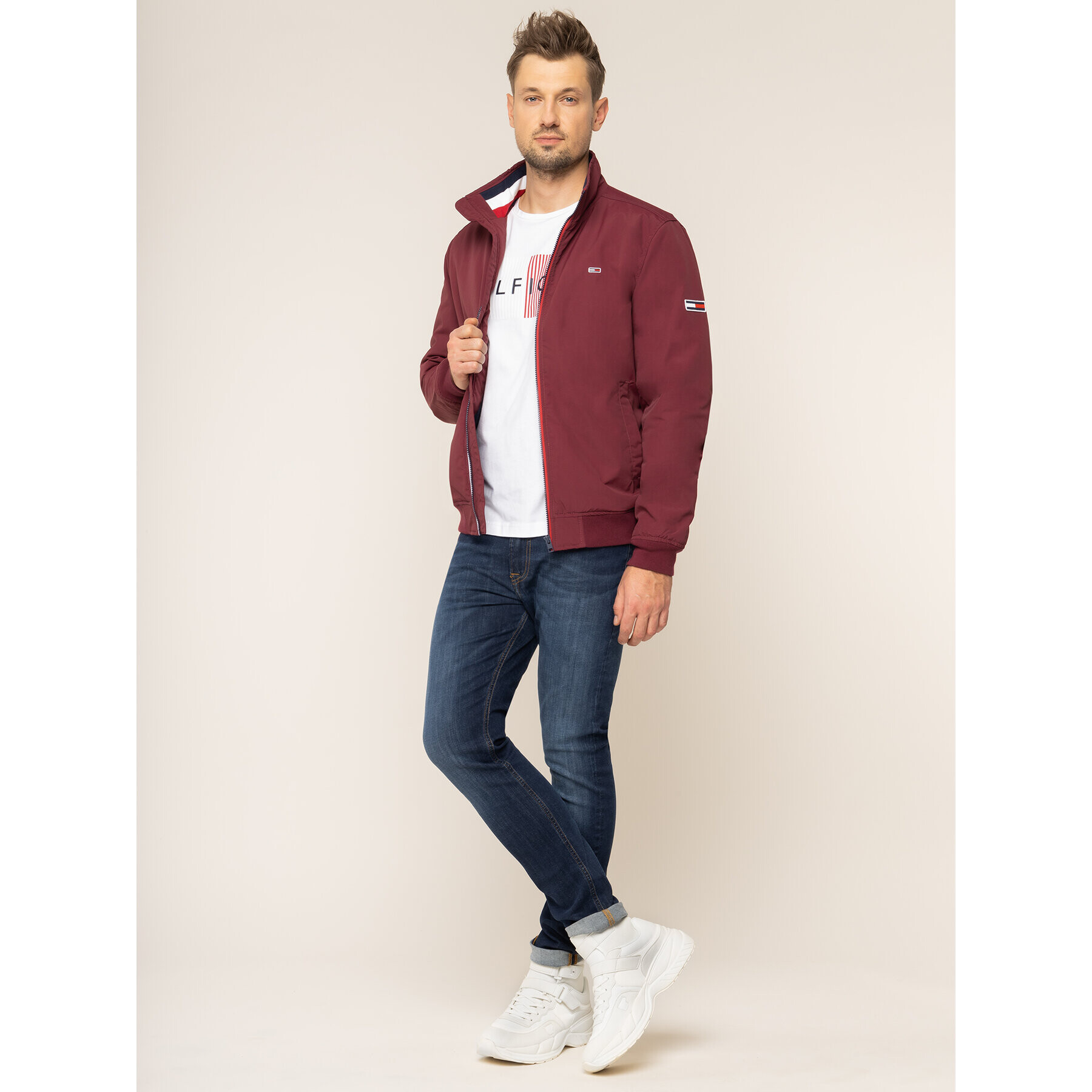 Tommy Jeans Bunda bomber Essential DM0DM06599 Bordó Regular Fit - Pepit.cz