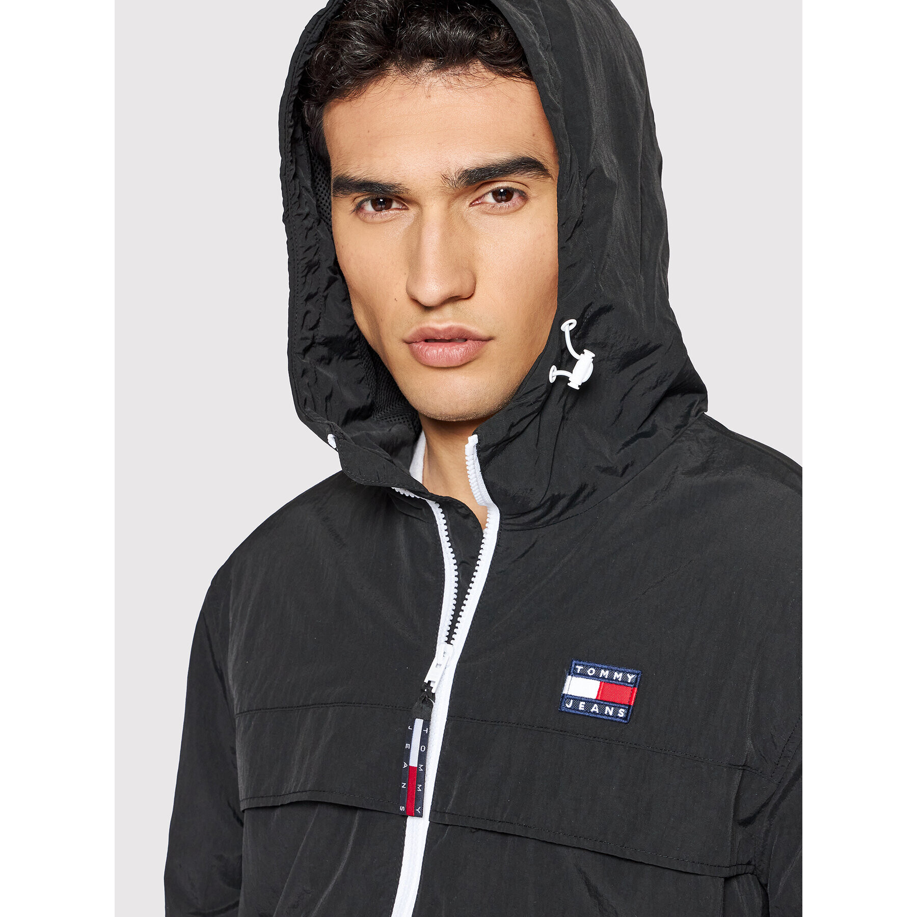 Tommy Jeans Bunda pro přechodné období Chicaco DM0DM13340 Černá Regular Fit - Pepit.cz