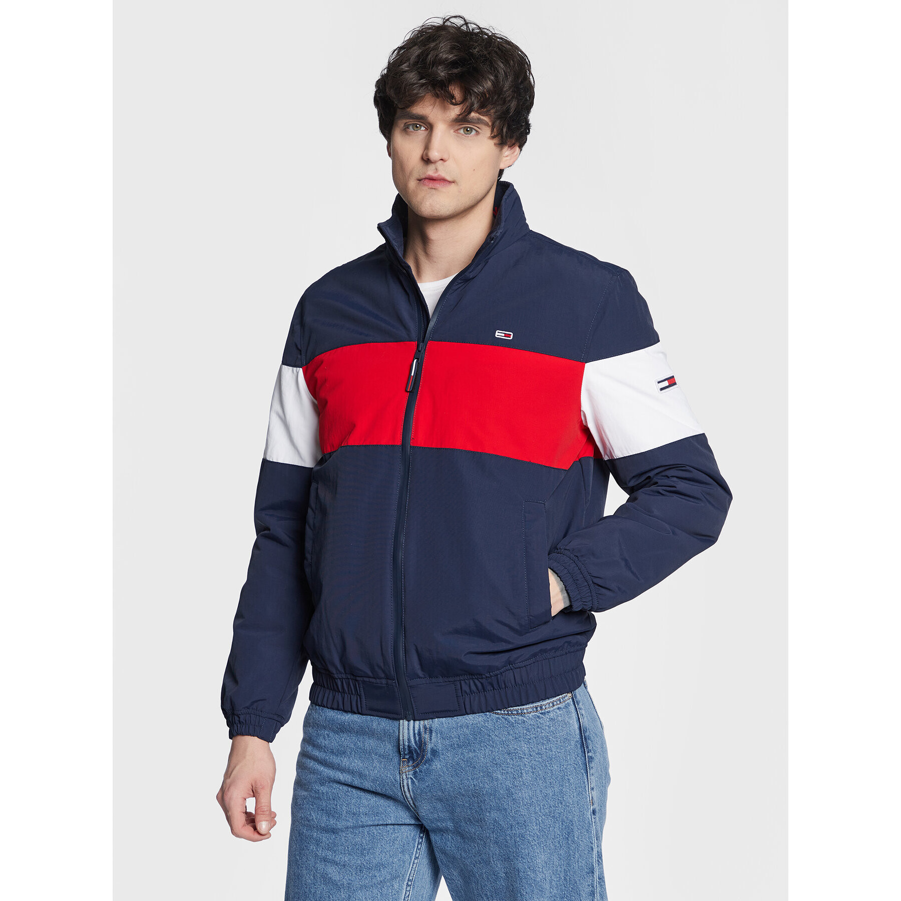 Tommy Jeans Bunda pro přechodné období Colorblock DM0DM15605 Tmavomodrá Regular Fit - Pepit.cz