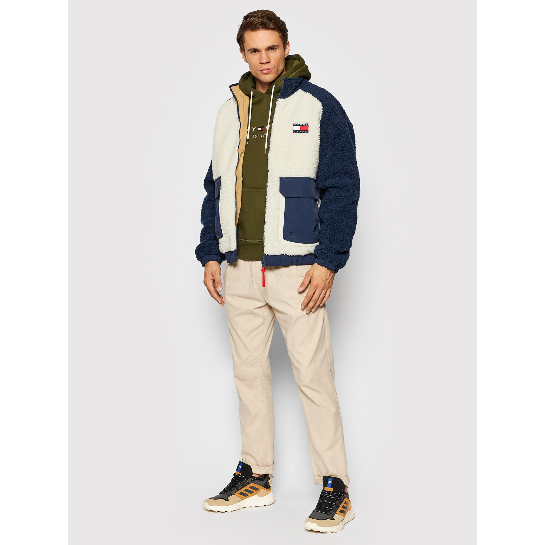 Tommy Jeans Bunda pro přechodné období Reversible Sherpa DM0DM11859 Tmavomodrá Regular Fit - Pepit.cz