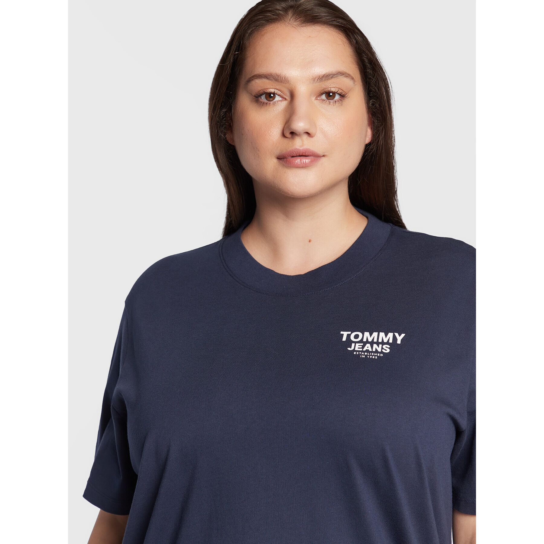 Tommy Jeans Curve T-Shirt Taping DW0DW12992 Tmavomodrá Relaxed Fit - Pepit.cz