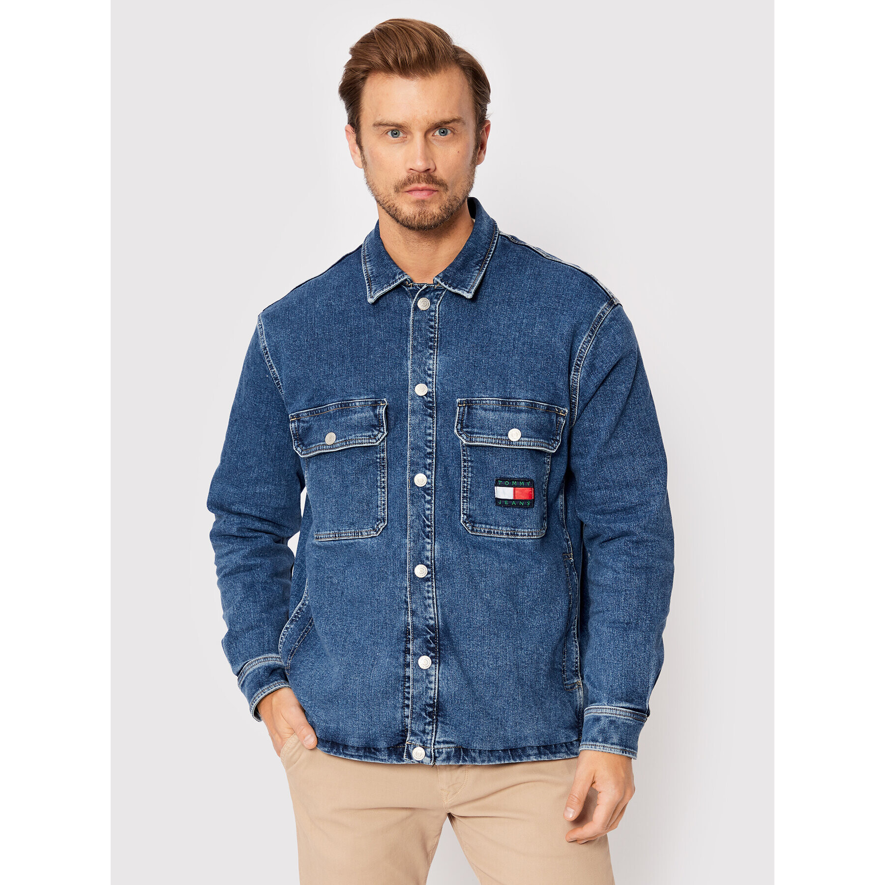 Tommy Jeans džínová košile Utility DM0DM13713 Tmavomodrá Regular Fit - Pepit.cz