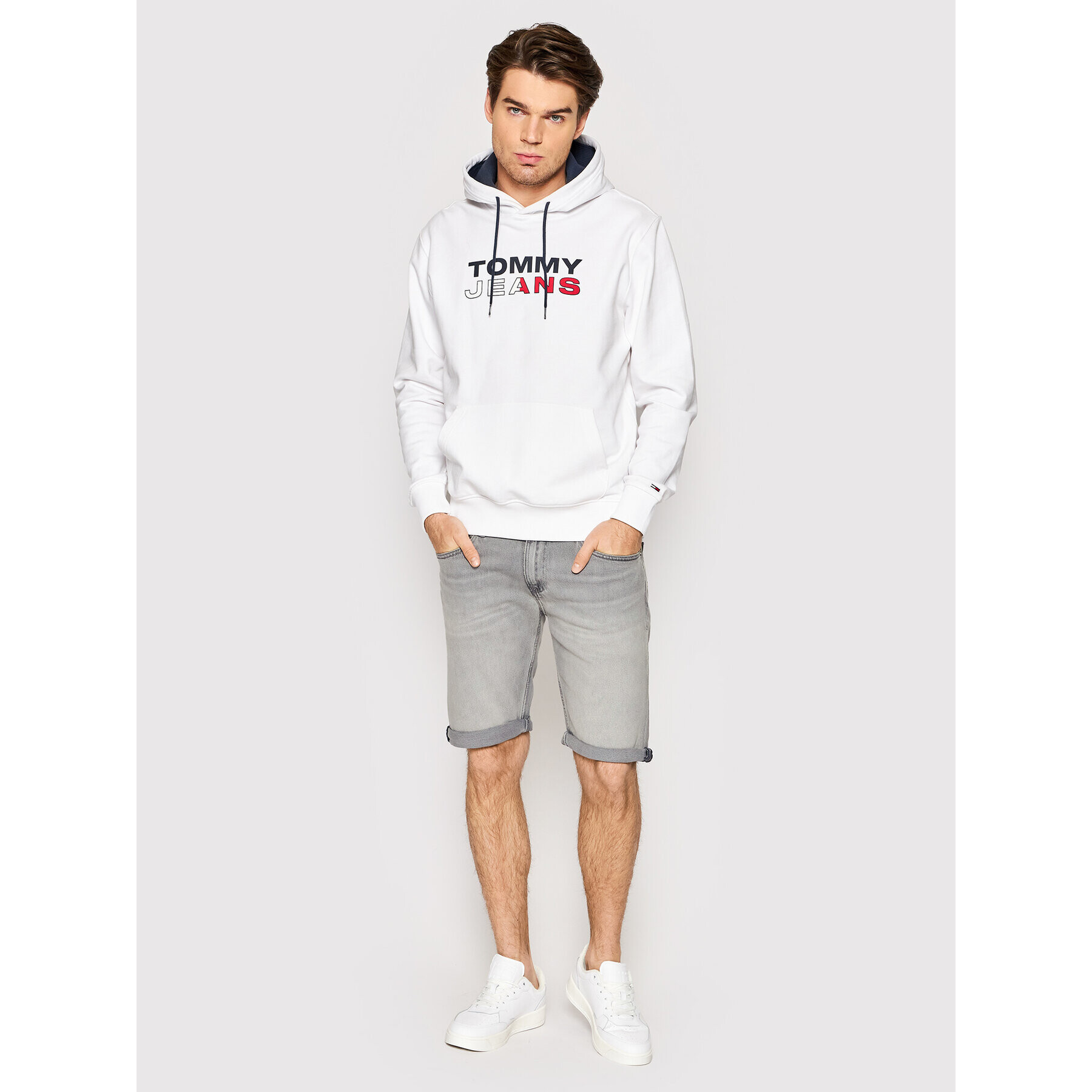 Tommy Jeans Džínové šortky Ronnie DM0DM12744 Šedá Relaxed Fit - Pepit.cz