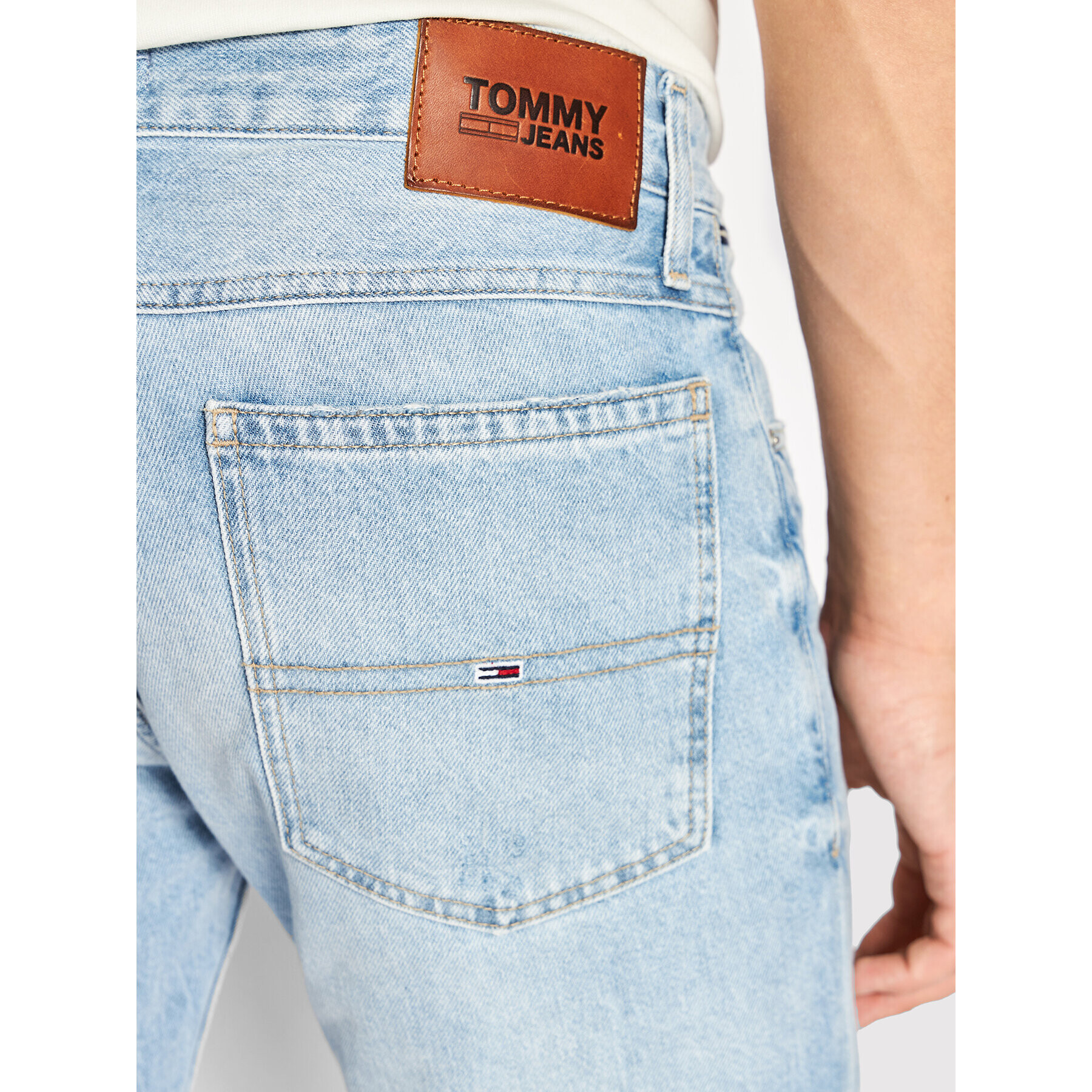 Tommy Jeans Džínové šortky Ronnie DM0DM13266 Modrá Regular Fit - Pepit.cz