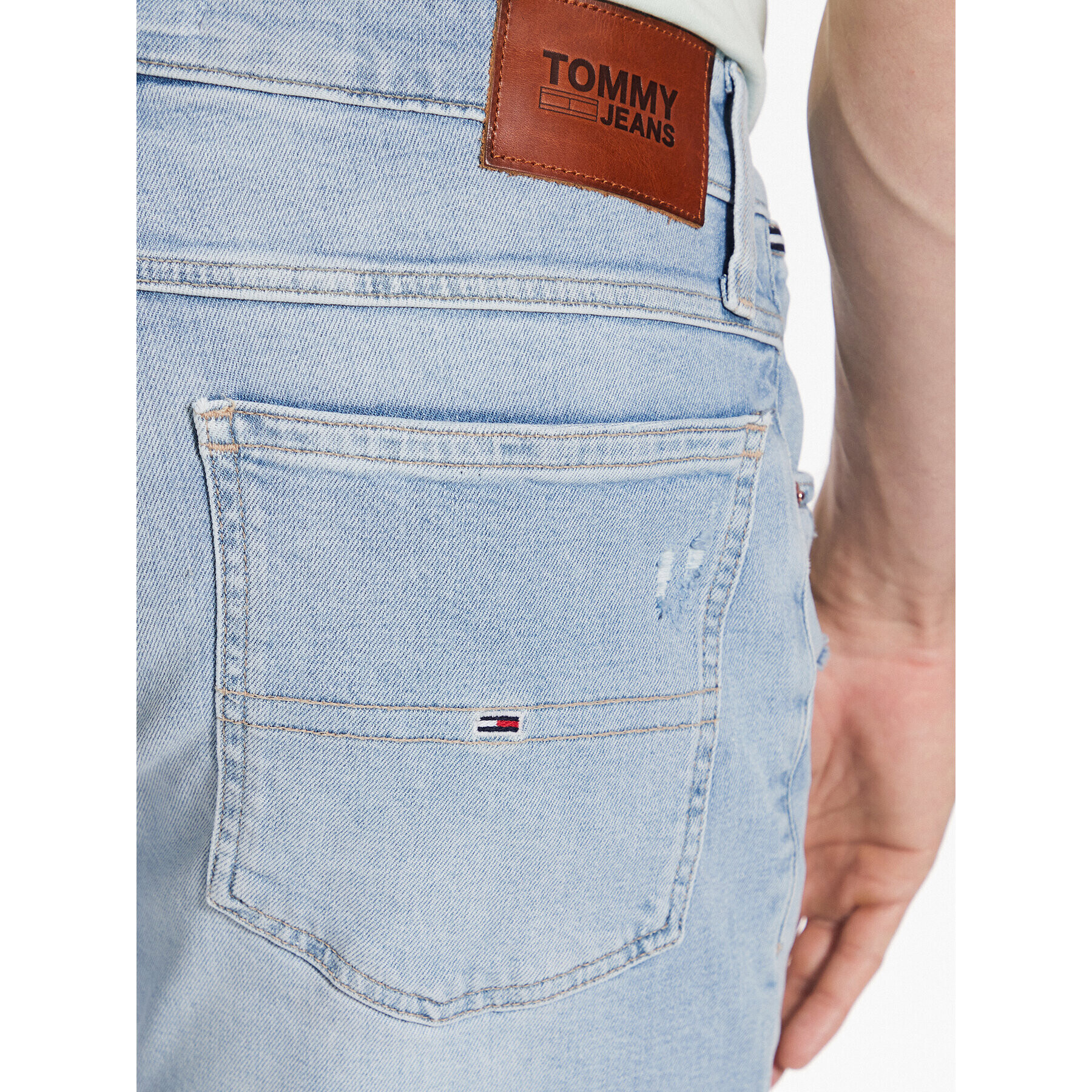 Tommy Jeans Džínové šortky Ronnie DM0DM16147 Modrá Relaxed Fit - Pepit.cz