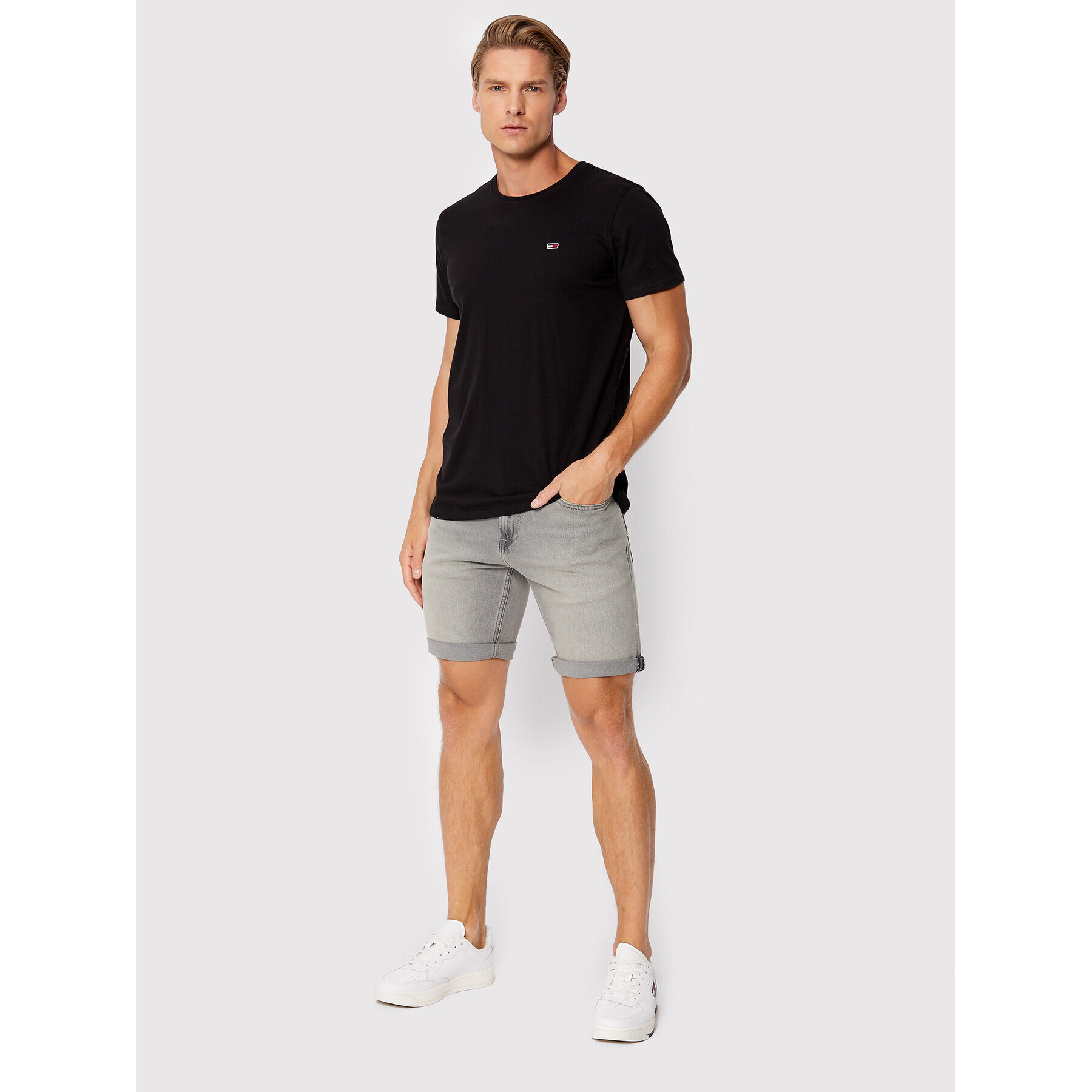 Tommy Jeans Džínové šortky Scanton DM0DM12740 Šedá Slim Fit - Pepit.cz