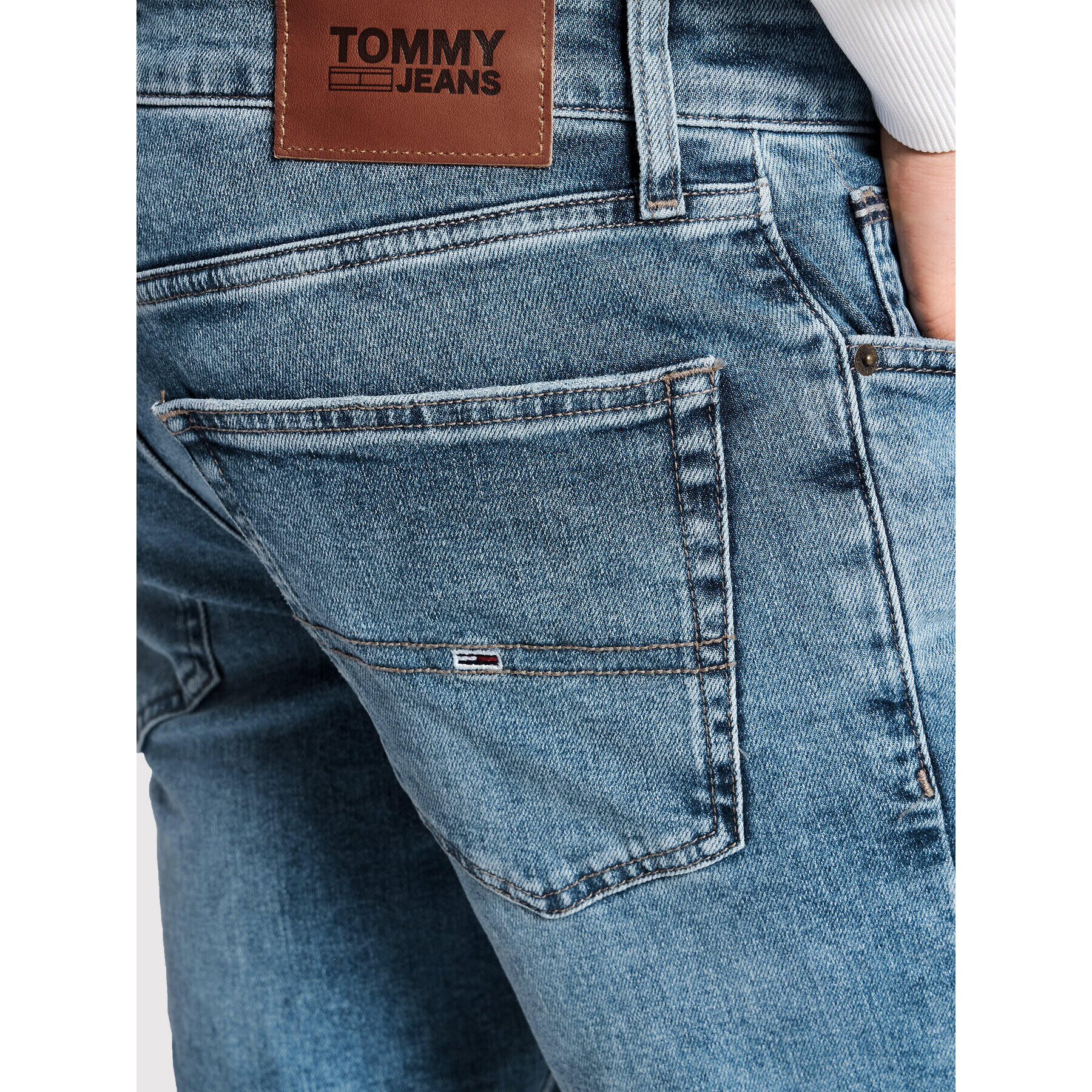 Tommy Jeans Džínové šortky Scanton DM0DM12742 Tmavomodrá Slim Fit - Pepit.cz