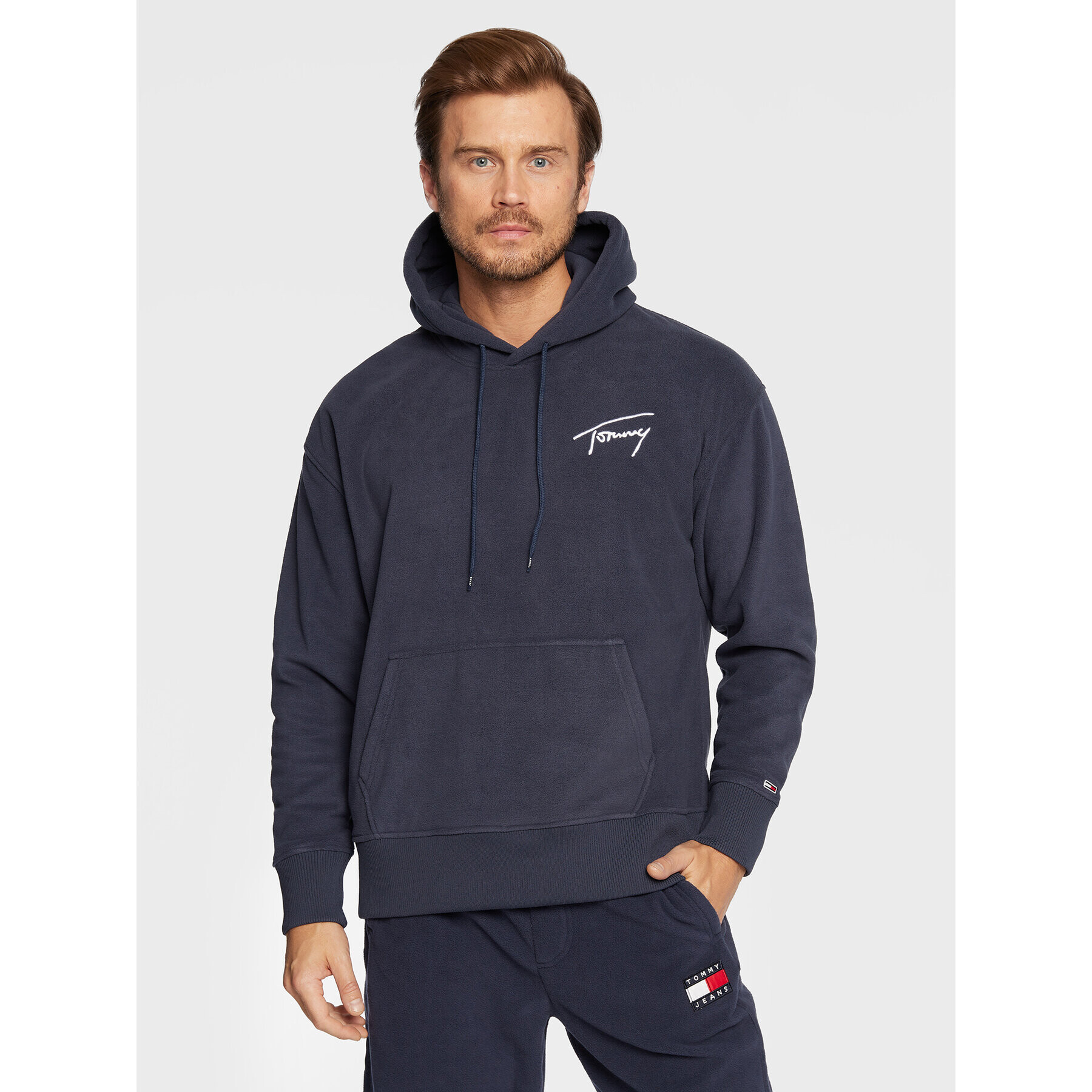 Tommy Jeans Fleecová mikina Signature DM0DM15030 Tmavomodrá Relaxed Fit - Pepit.cz