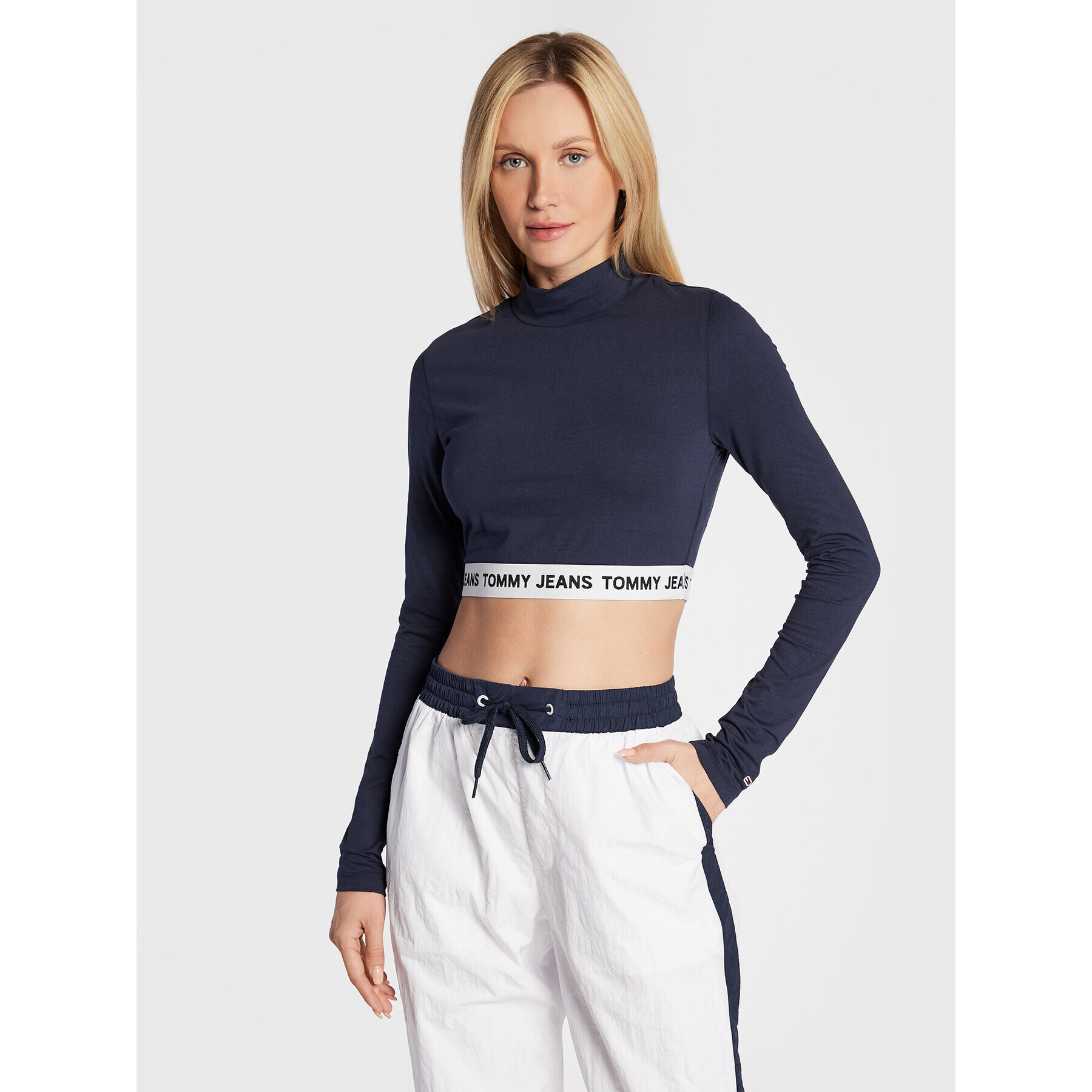 Tommy Jeans Halenka Crop Logo DW0DW13495 Tmavomodrá Regular Fit - Pepit.cz