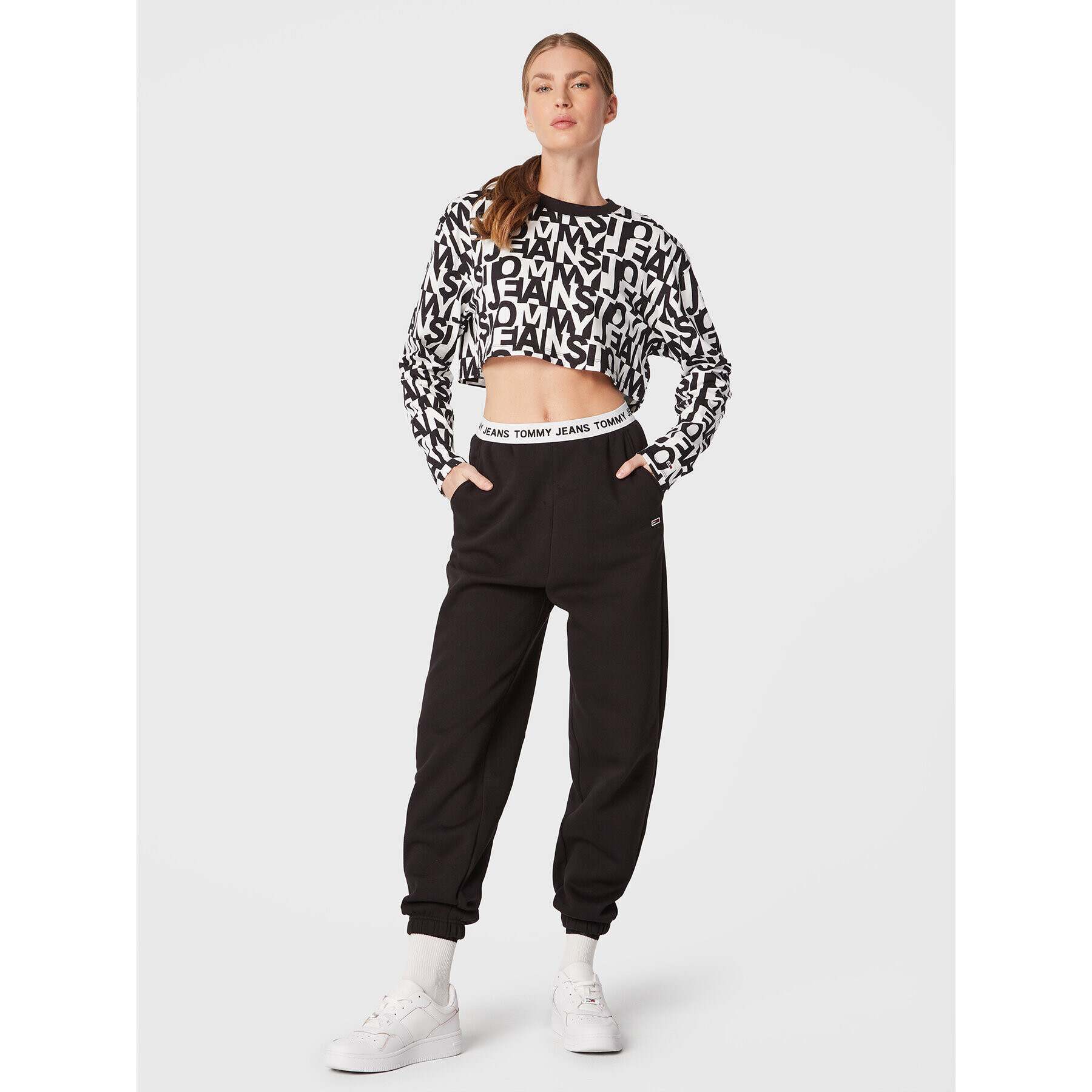 Tommy Jeans Halenka Super Crop DW0DW14335 Bílá Cropped Fit - Pepit.cz