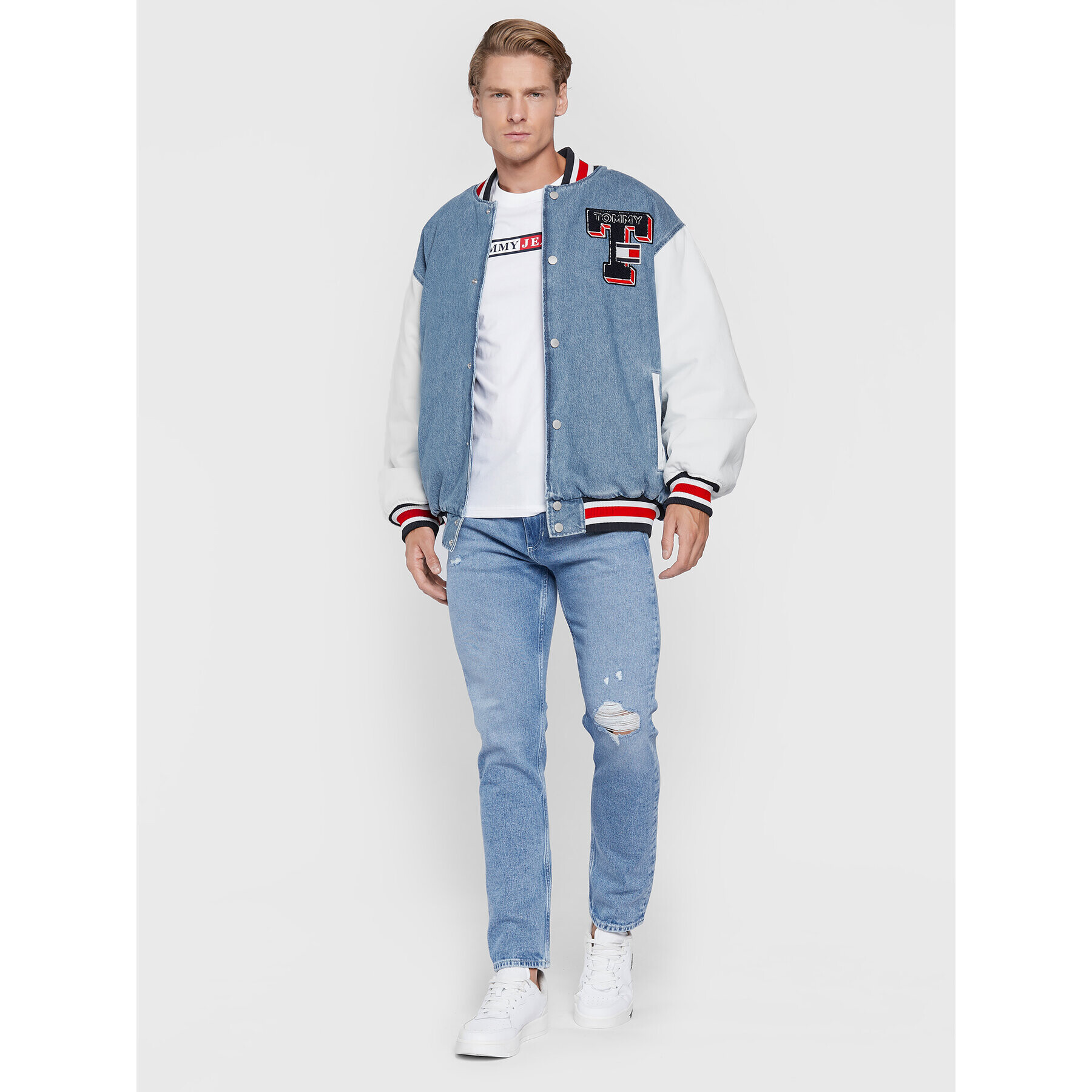 Tommy Jeans Jeansová bunda Letterman DM0DM14861 Modrá Regular Fit - Pepit.cz