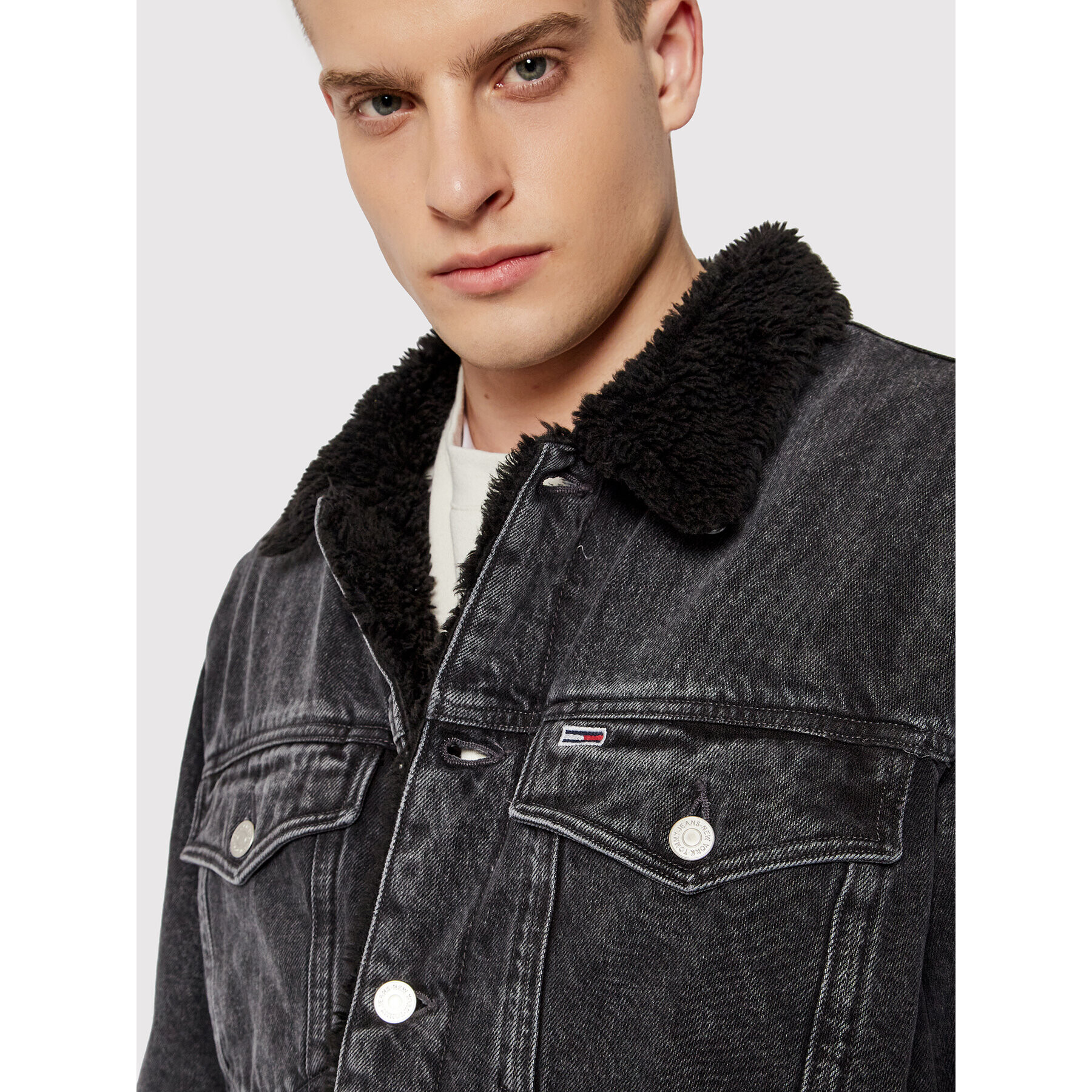 Tommy Jeans Jeansová bunda Sherpa DM0DM11569 Černá Oversize - Pepit.cz