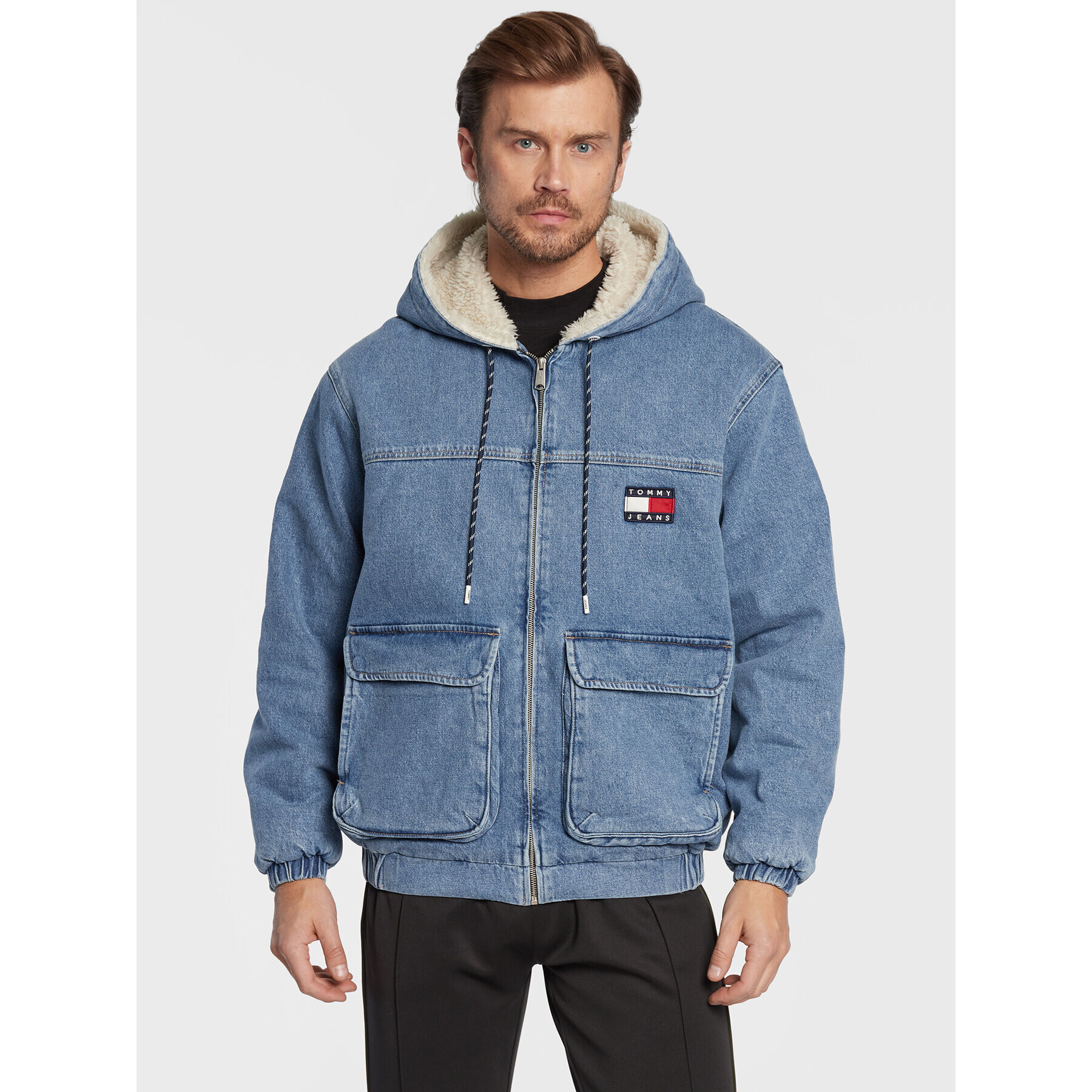 Tommy Jeans Jeansová bunda Sherpa DM0DM14867 Modrá Regular Fit - Pepit.cz