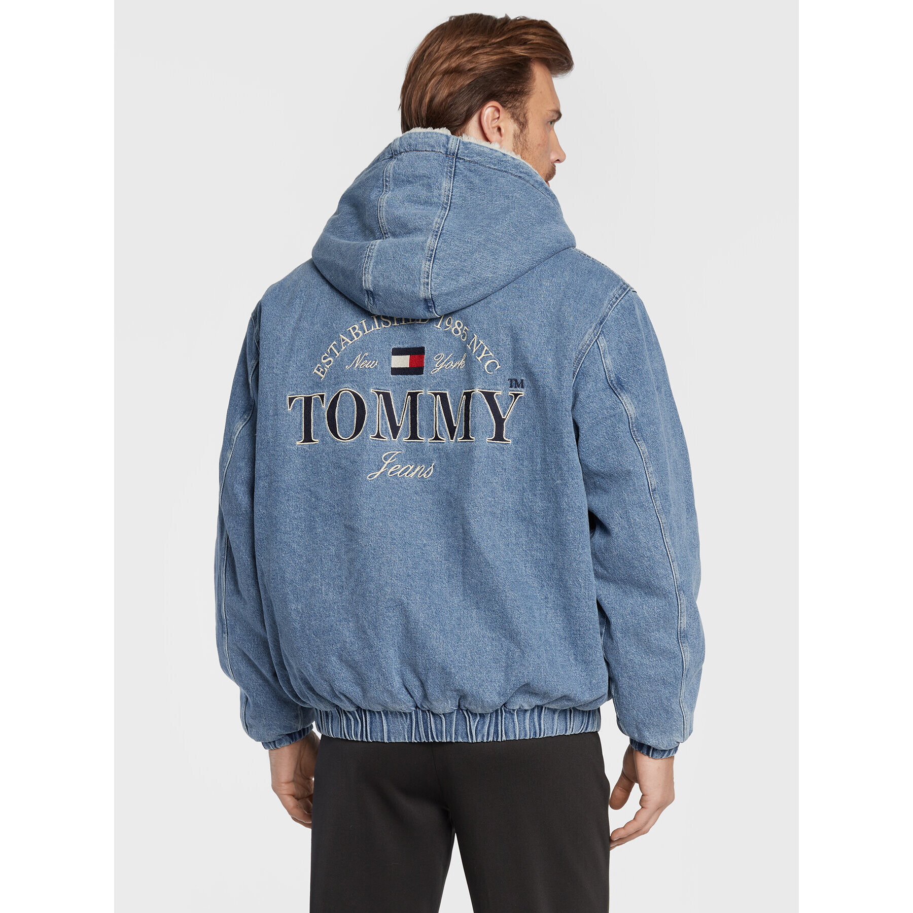 Tommy Jeans Jeansová bunda Sherpa DM0DM14867 Modrá Regular Fit - Pepit.cz