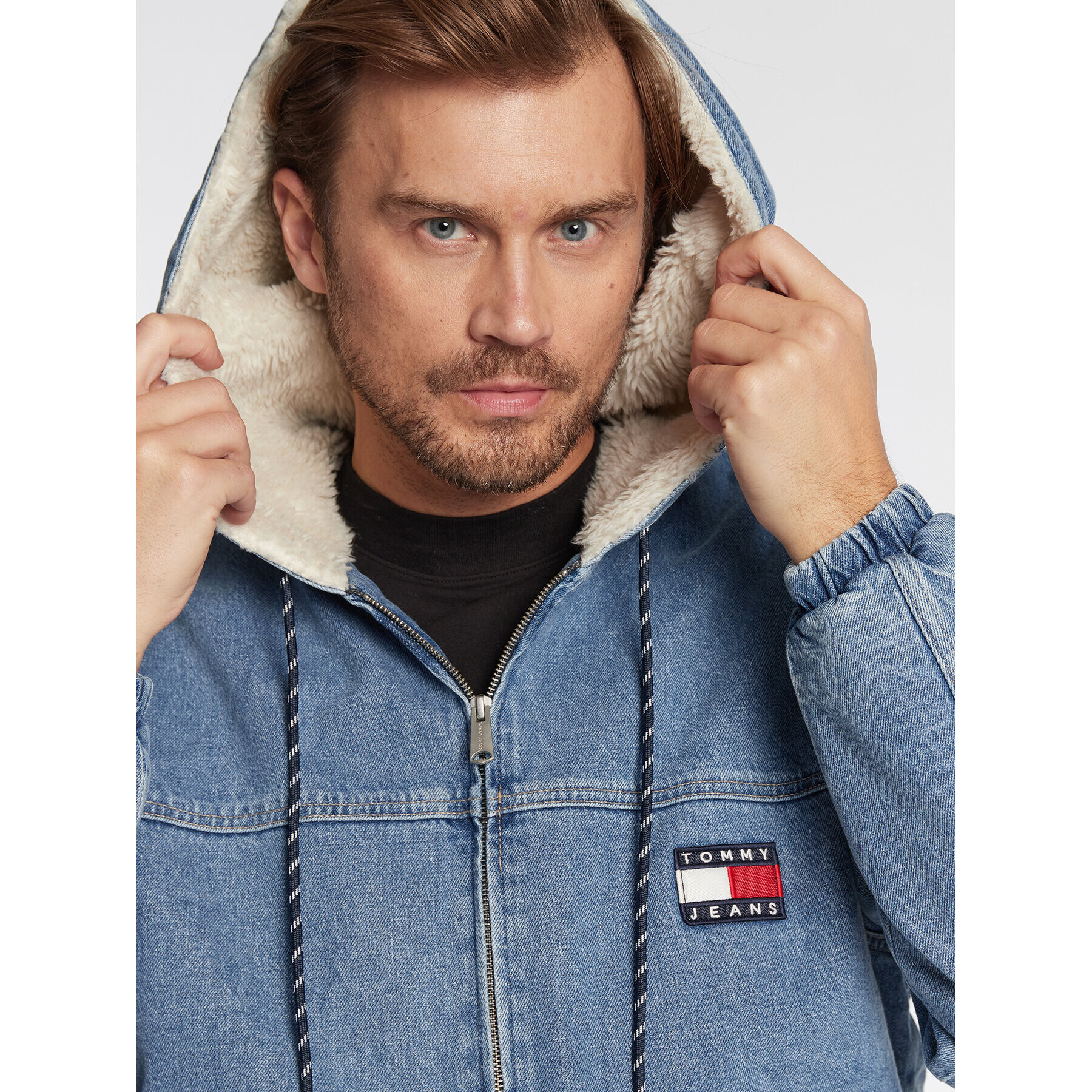 Tommy Jeans Jeansová bunda Sherpa DM0DM14867 Modrá Regular Fit - Pepit.cz