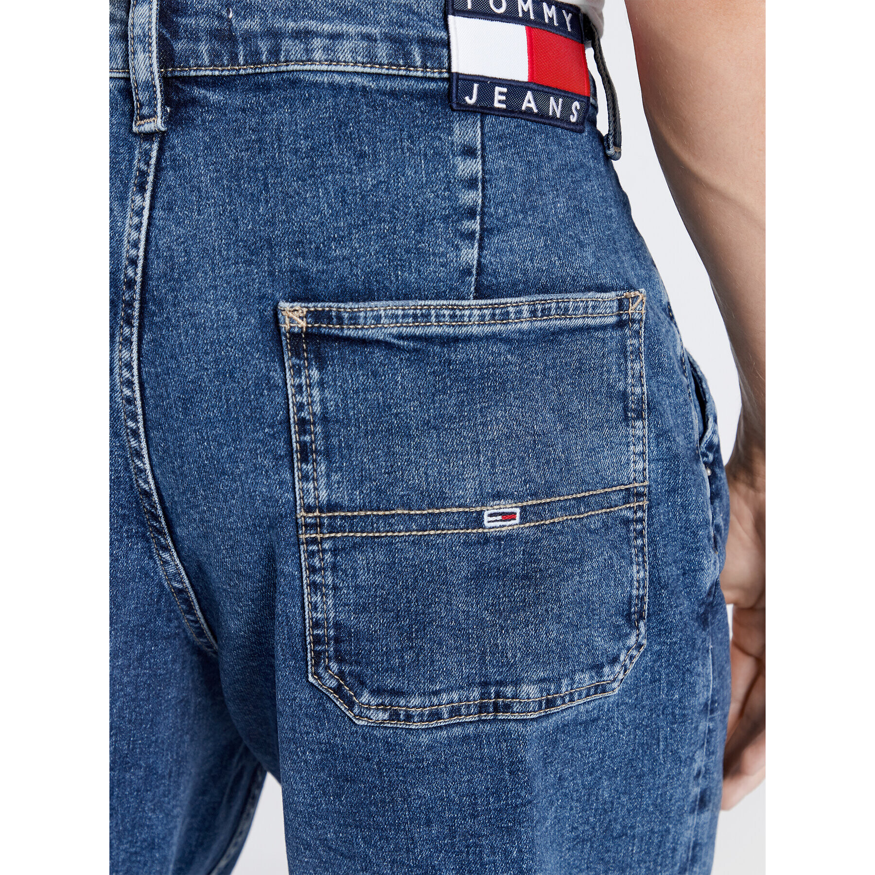 Tommy Jeans Jeansy DM0DM13688 Modrá Tapered Fit - Pepit.cz