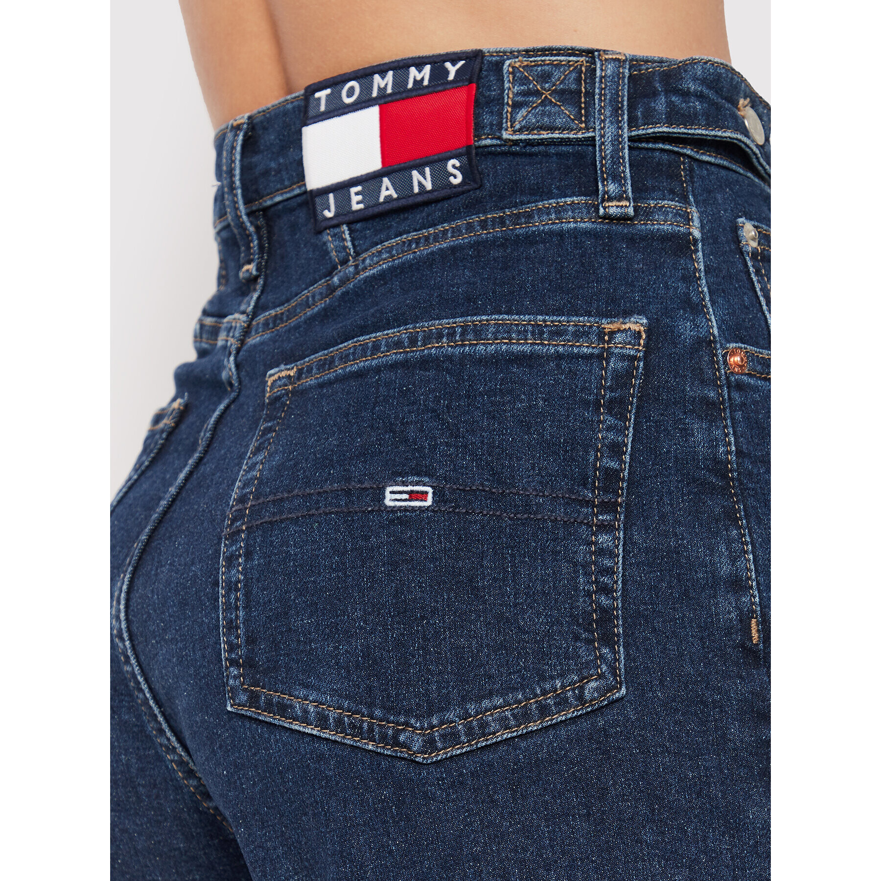 Tommy Jeans Jeansy DW0DW13379 Tmavomodrá Mom Fit - Pepit.cz