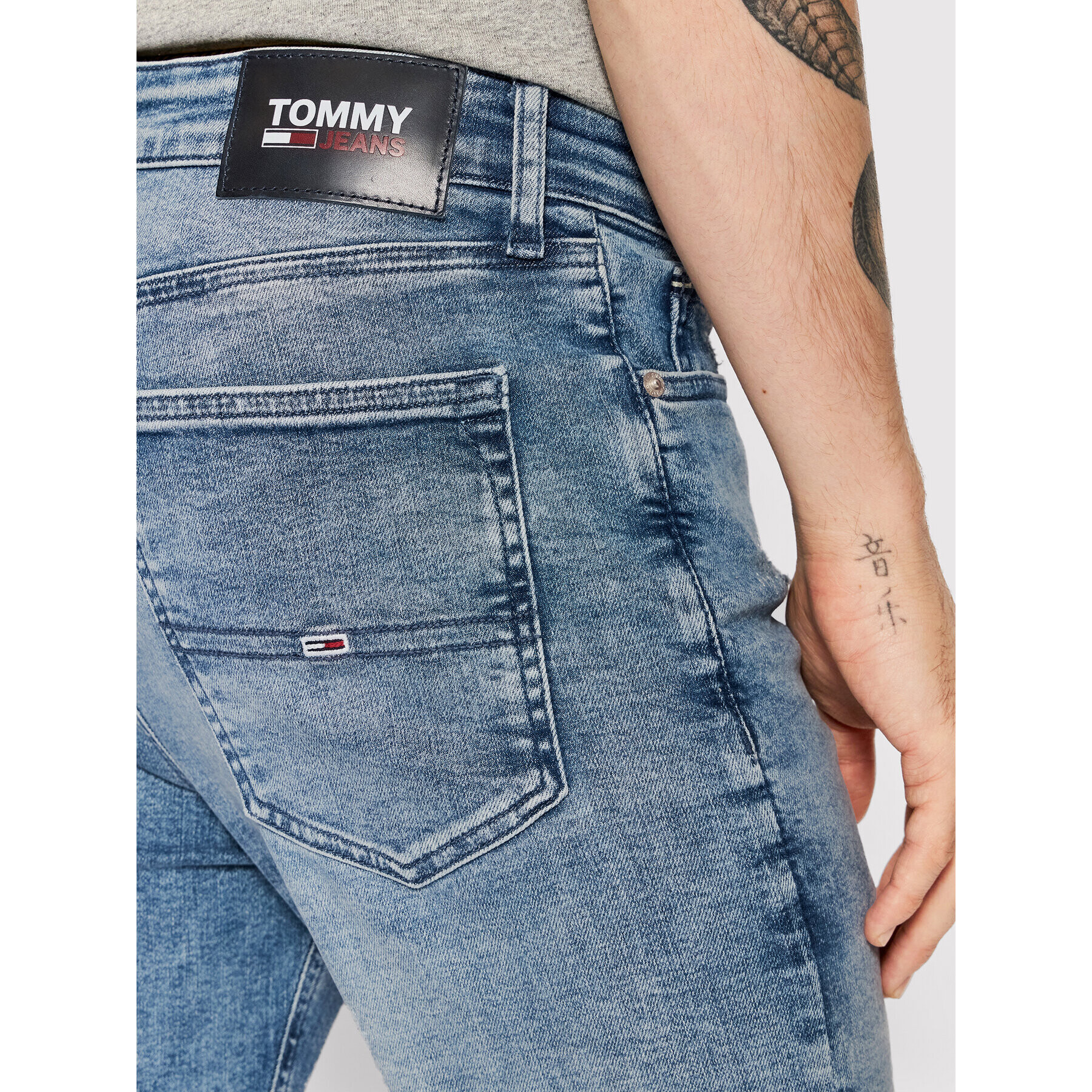 Tommy Jeans Jeansy Simon DM0DM11109 Modrá Skinny Fit - Pepit.cz