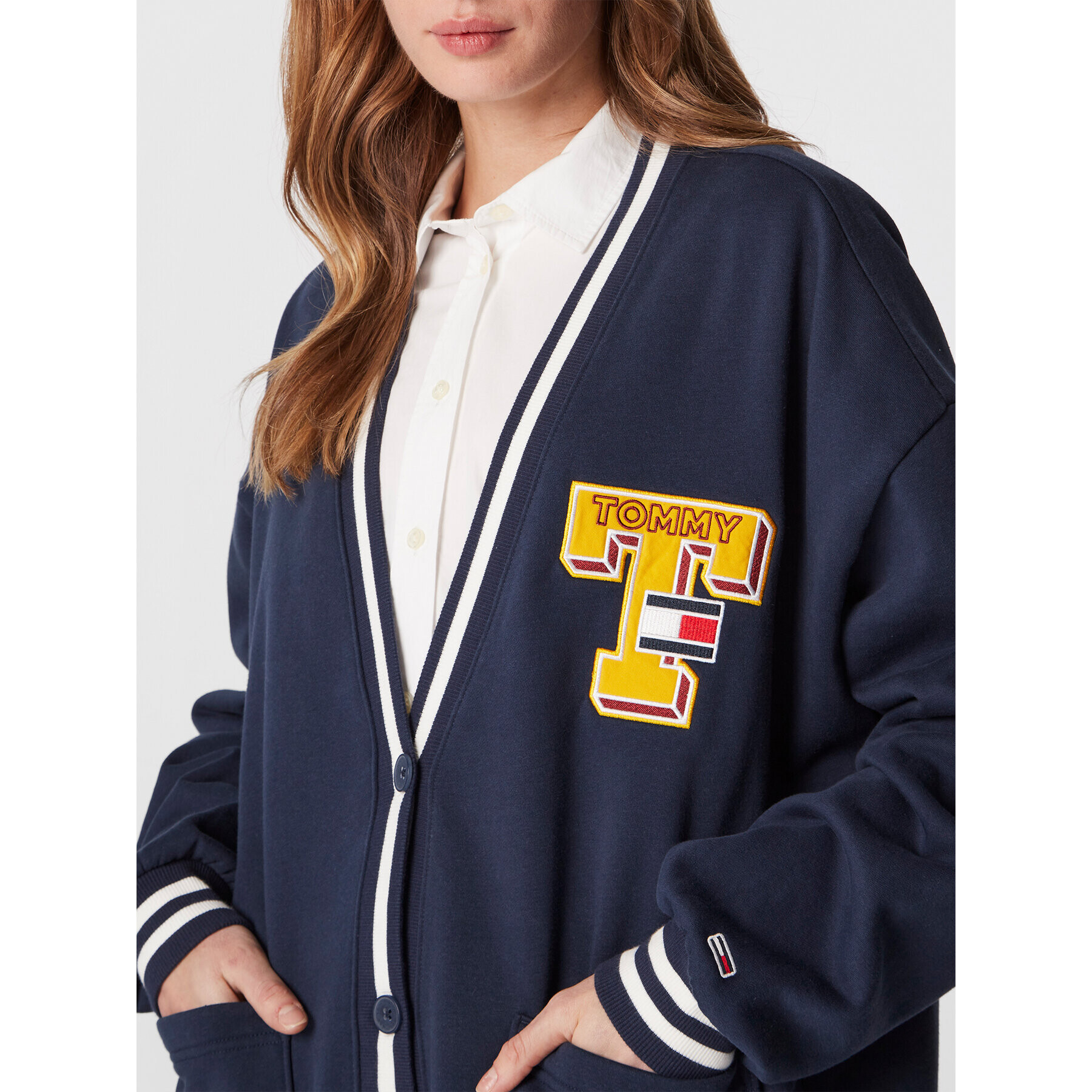 Tommy Jeans Kardigan Collegiate DW0DW14342 Tmavomodrá Oversize - Pepit.cz