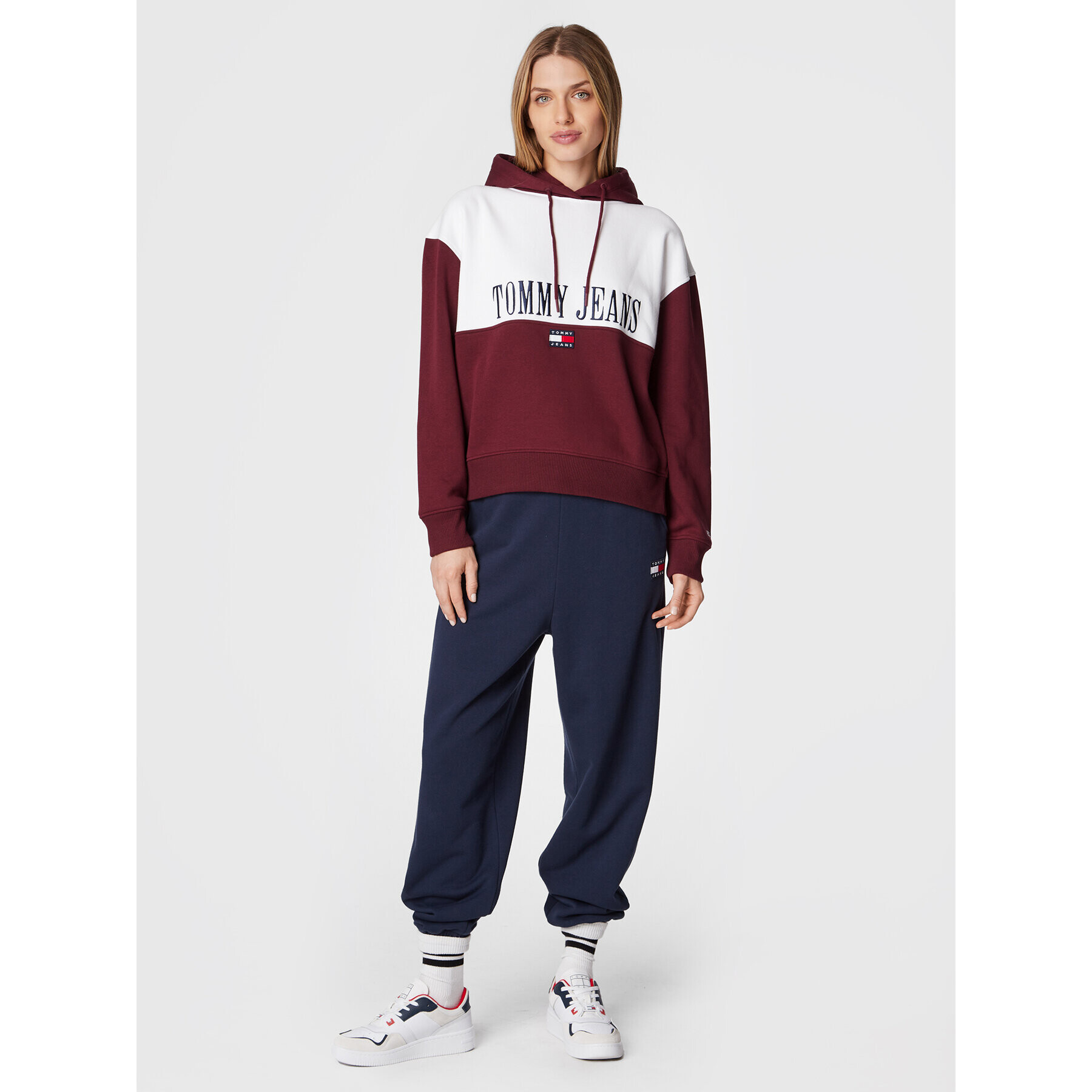 Tommy Jeans Mikina Archive DW0DW14345 Bordó Relaxed Fit - Pepit.cz