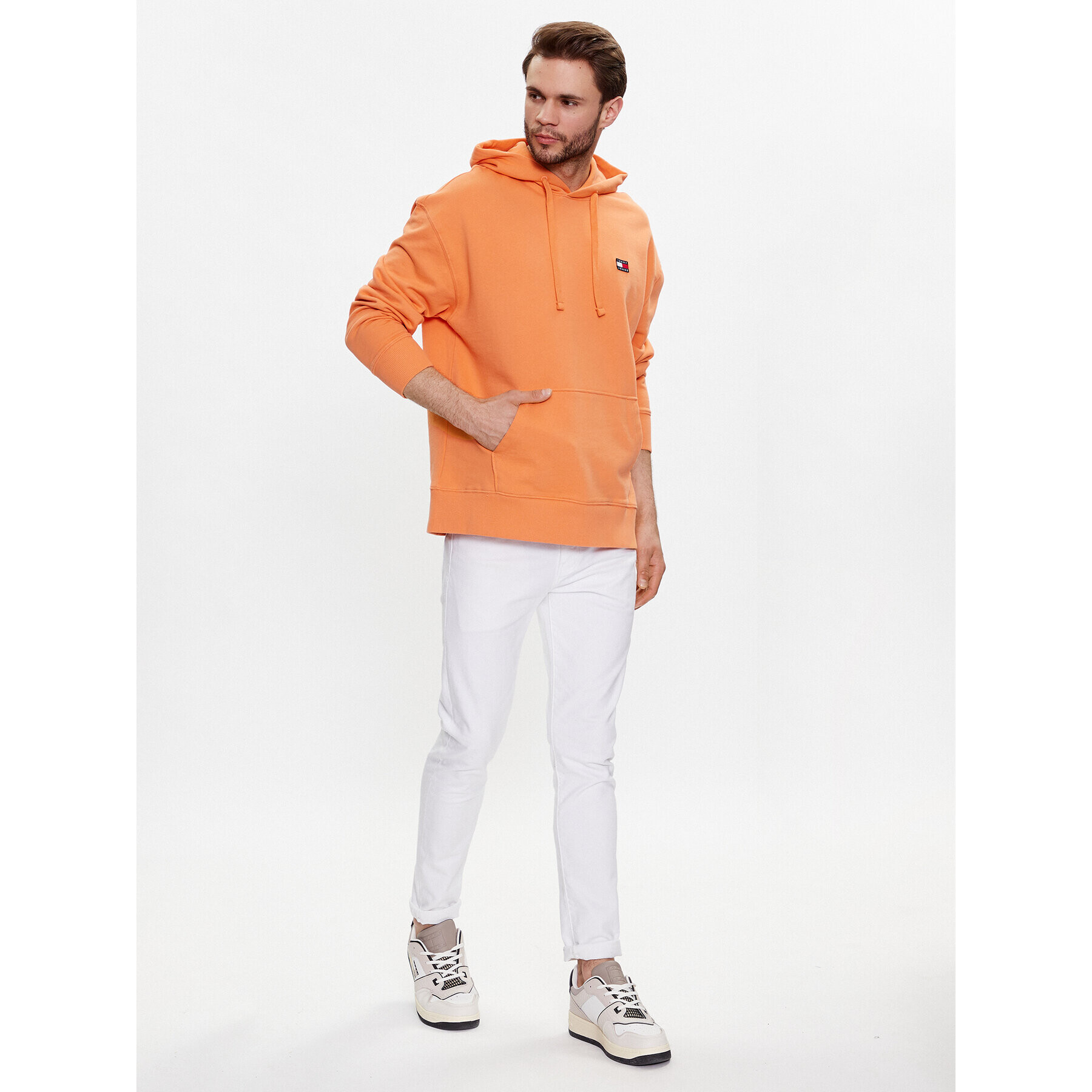 Tommy Jeans Mikina Badge DM0DM16369 Oranžová Relaxed Fit - Pepit.cz