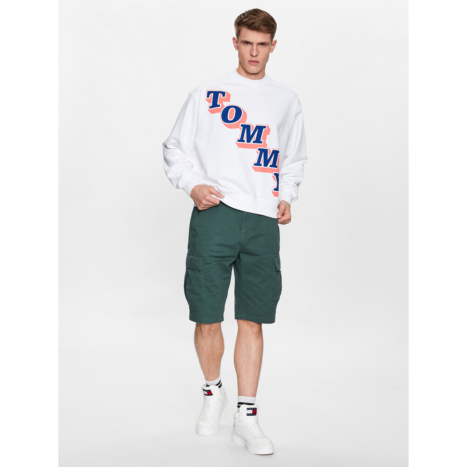 Tommy Jeans Mikina Boxy College DM0DM16379 Bílá Boxy Fit - Pepit.cz