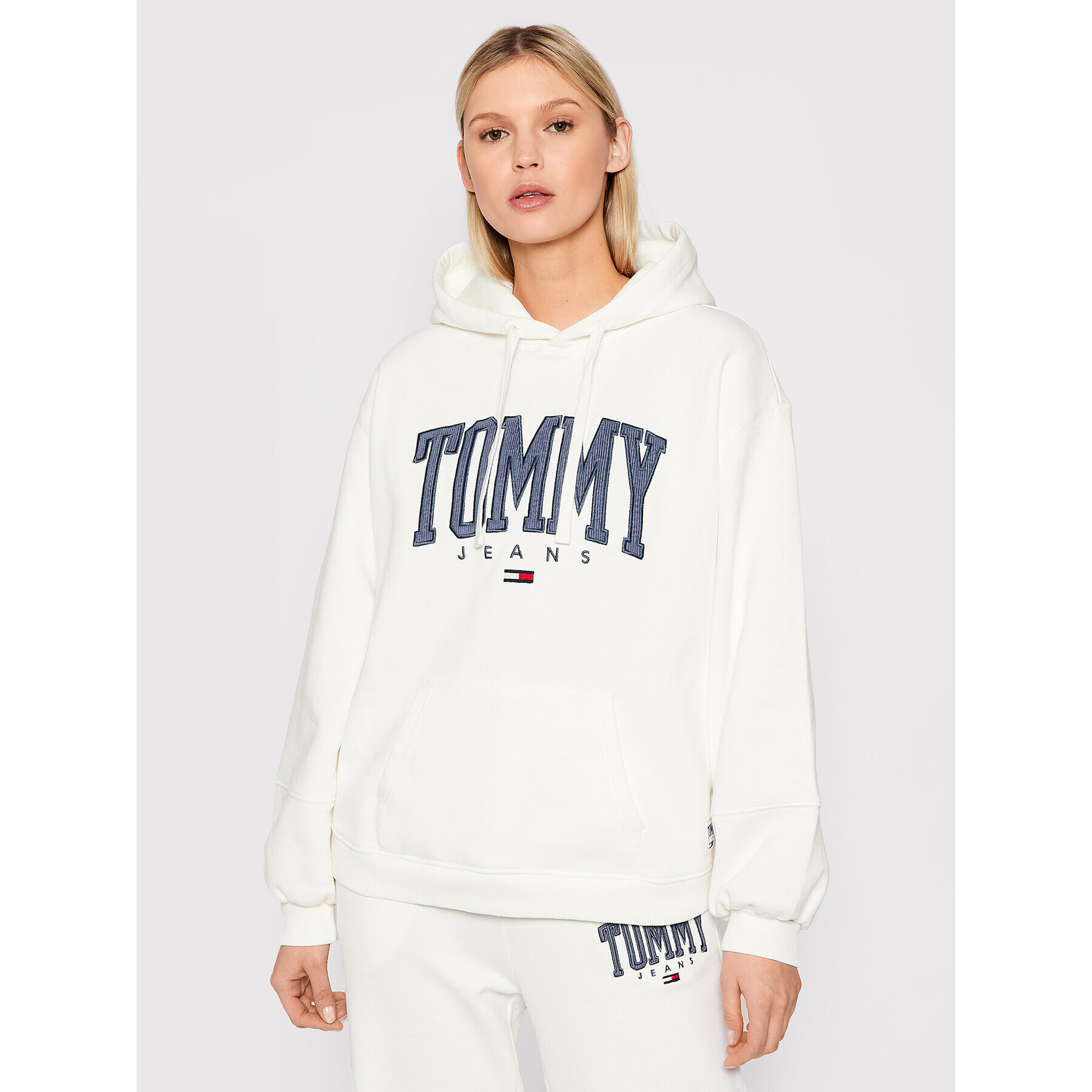 Tommy Jeans Mikina Collegiate DW0DW12102 Bílá Relaxed Fit - Pepit.cz