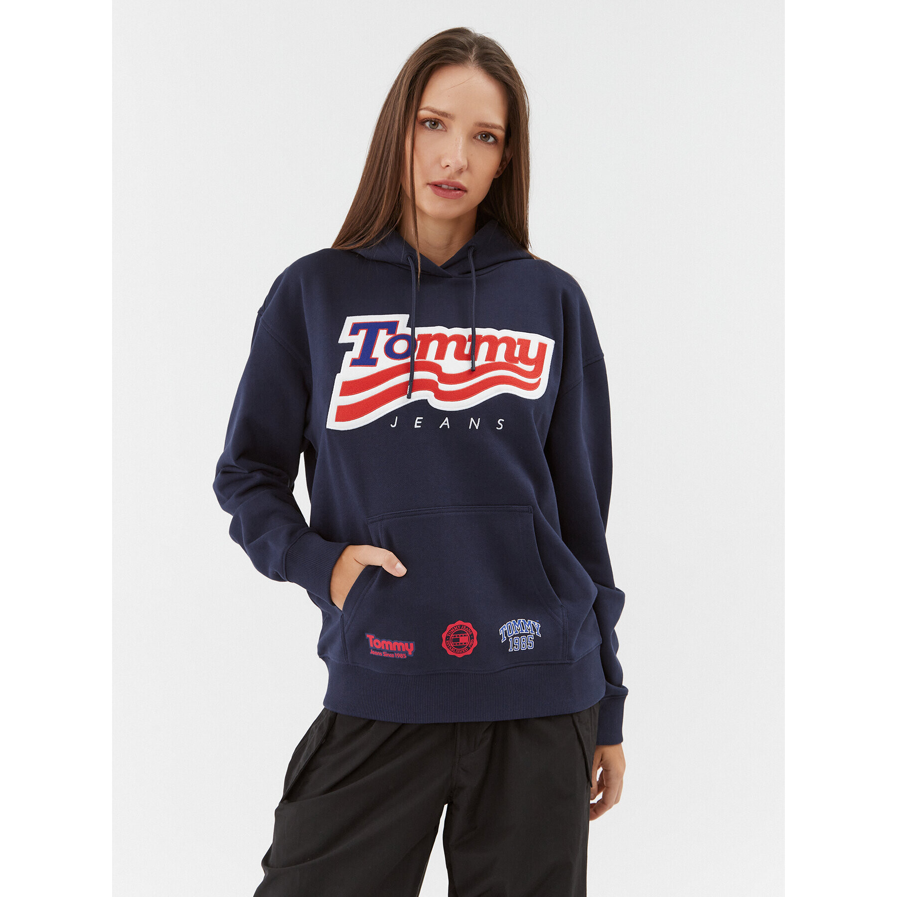 Tommy Jeans Mikina DW0DW17689 Tmavomodrá Relaxed Fit - Pepit.cz