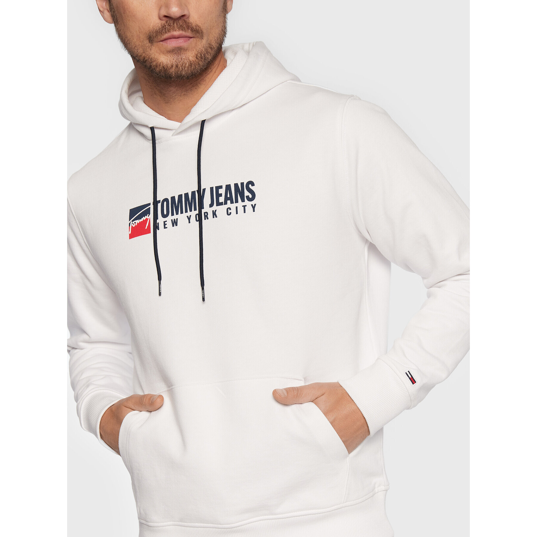 Tommy Jeans Mikina Entry Athletics DM0DM13878 Bílá Regular Fit - Pepit.cz