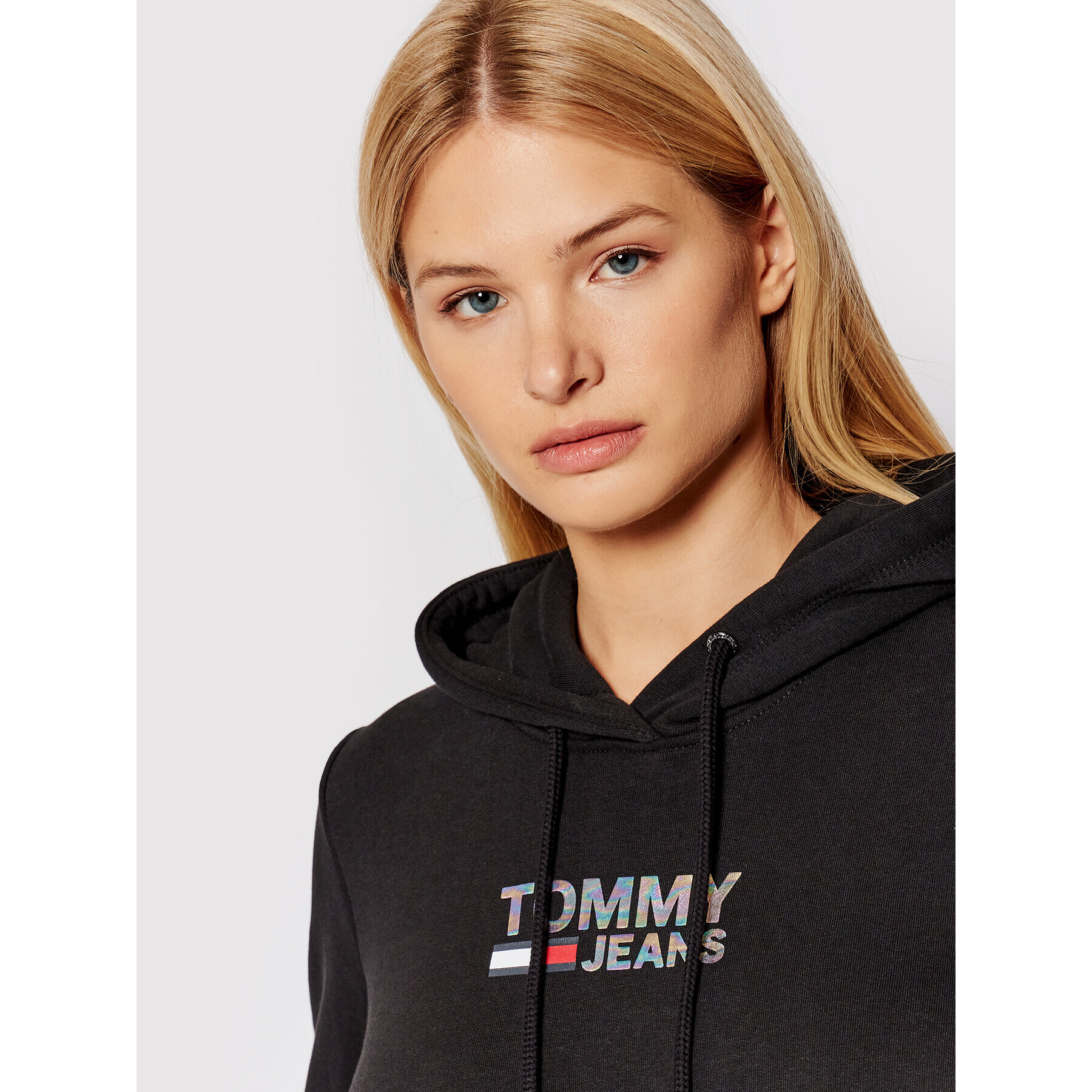 Tommy Jeans Mikina Metal Corp Logo DW0DW09247 Černá Slim Fit - Pepit.cz