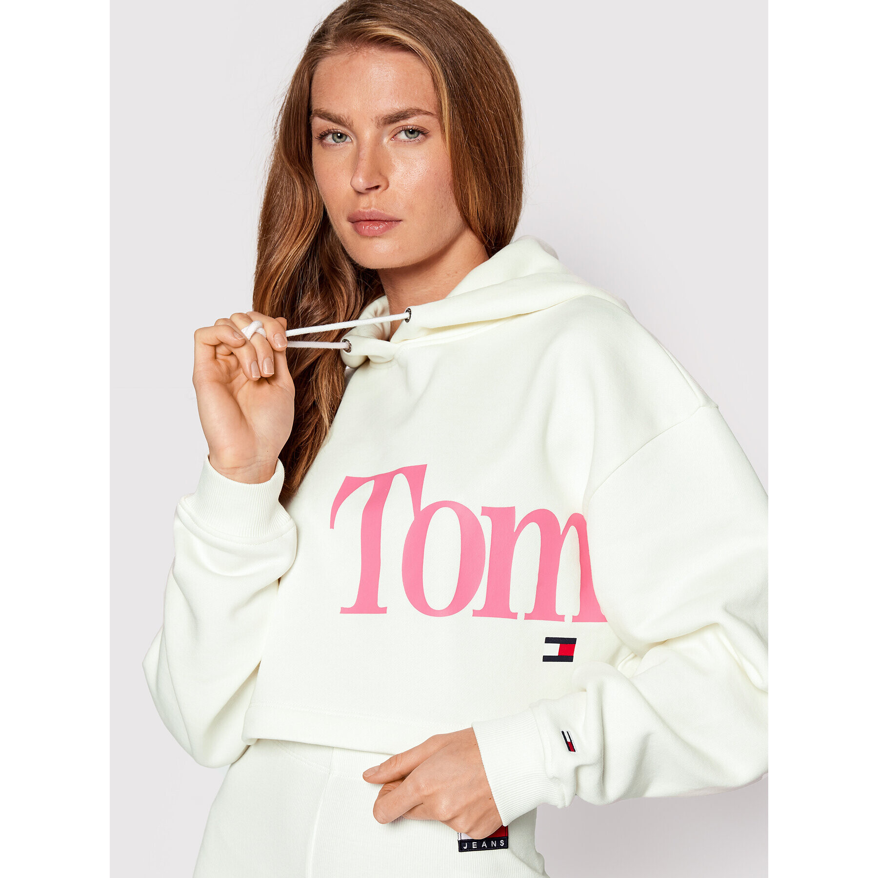 Tommy Jeans Mikina Super Crop Bold DW0DW13577 Béžová Relaxed Fit - Pepit.cz